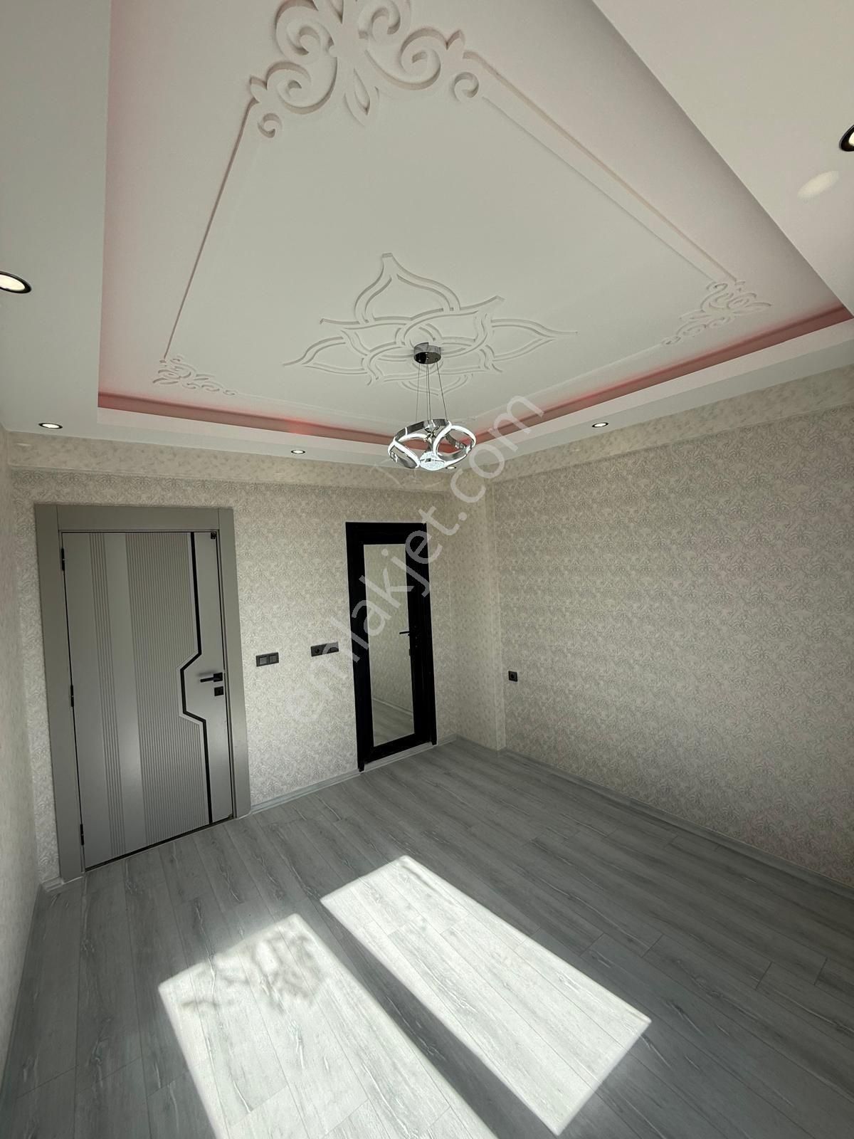 Bilge Emlaktan Abdülhamithanda Satlık 3.5+1 Daire - Görsel 9