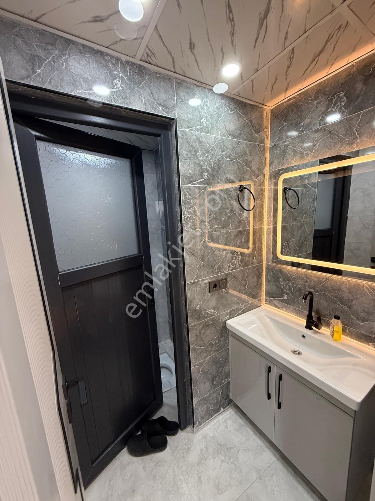 Bilge Emlaktan Abdülhamithanda Satlık 3.5+1 Daire - Görsel 10