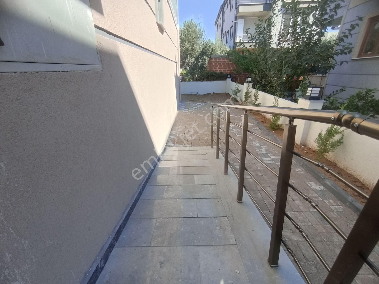 Sancak Emlaktan Gomecte 2+1 Acik Mutfak Daire - Görsel 3