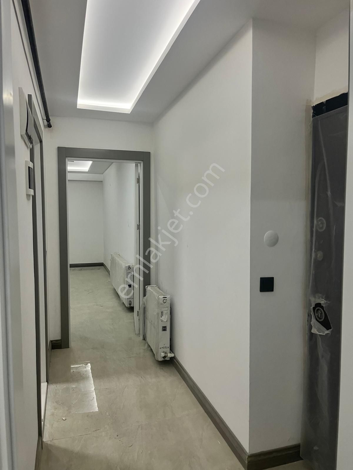 Bahçelievler 'de Denize Yürüme Mesafesinde Arakat Lüks Daire - Görsel 7