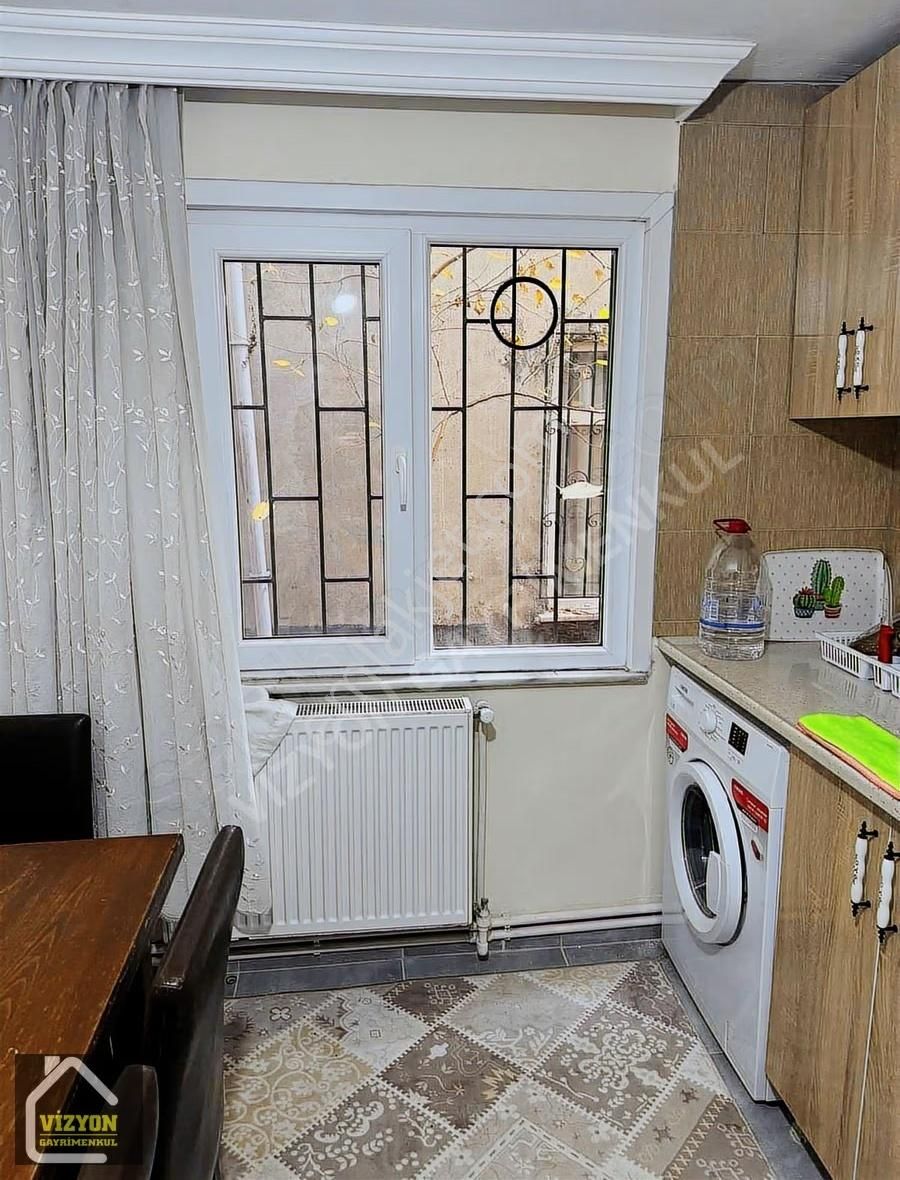 Tuzla Orta Mahallede Satılık İçi Tamamen Yenilenmiş Daire - Görsel 25