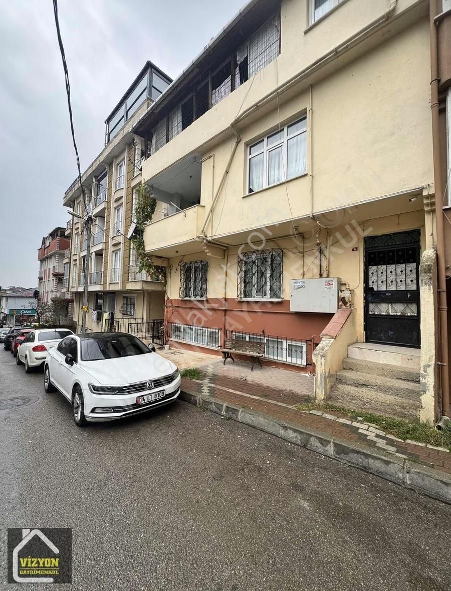 Tuzla Orta Mahallede Satılık İçi Tamamen Yenilenmiş Daire - Görsel 12