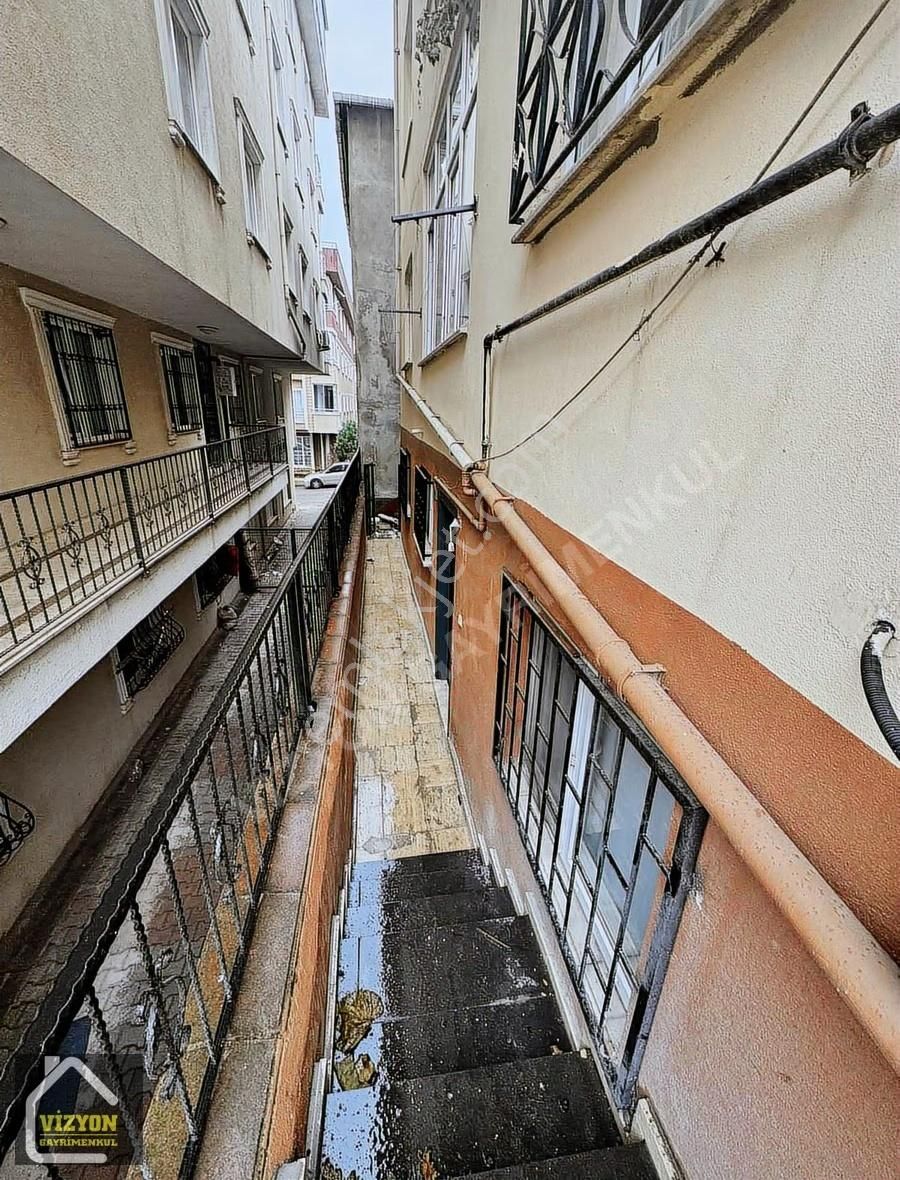 Tuzla Orta Mahallede Satılık İçi Tamamen Yenilenmiş Daire - Görsel 24