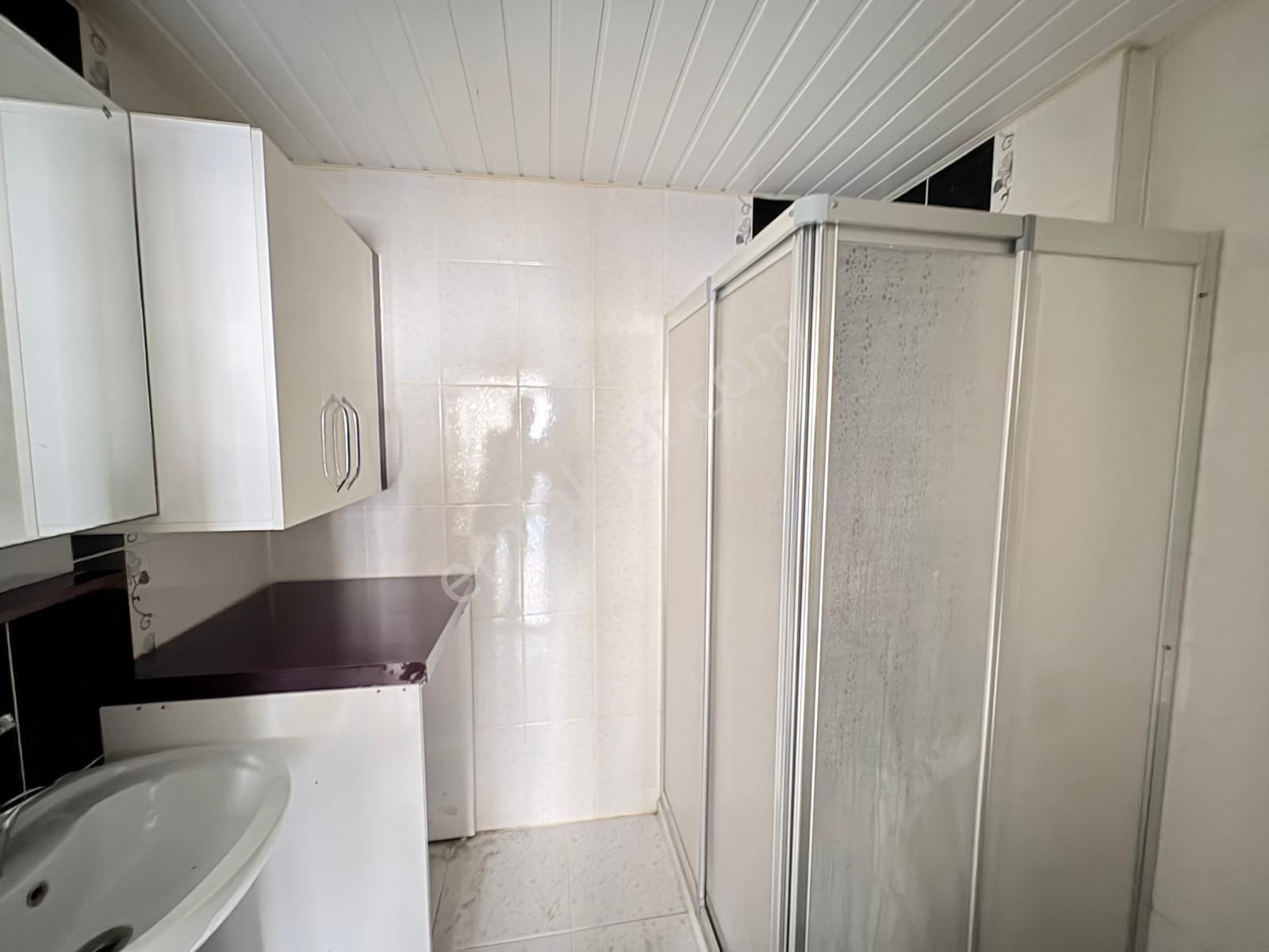 Prestij'den Bahçelievler'de Geniş Oturumlu Tertemiz 3+1 Daire - Görsel 18