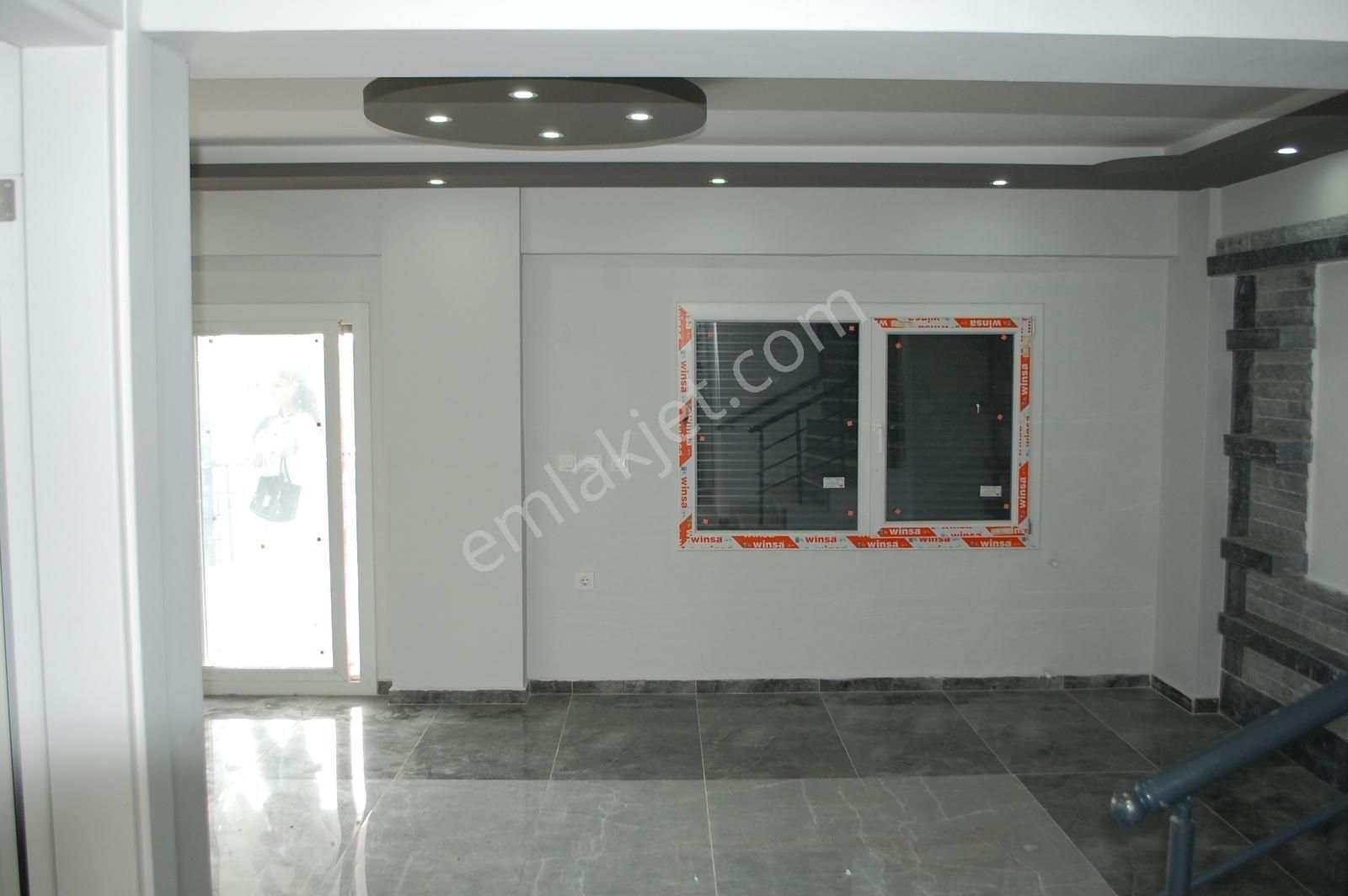 Sancak Emlak'tan Satılık Cumhuriyet Mahallesinde Sıfır Villa! - Görsel 9