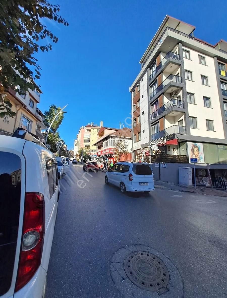 Ümraniye Çarşıya 2 Dakika 2+1 Arakat Ta 100m2 - Görsel 8