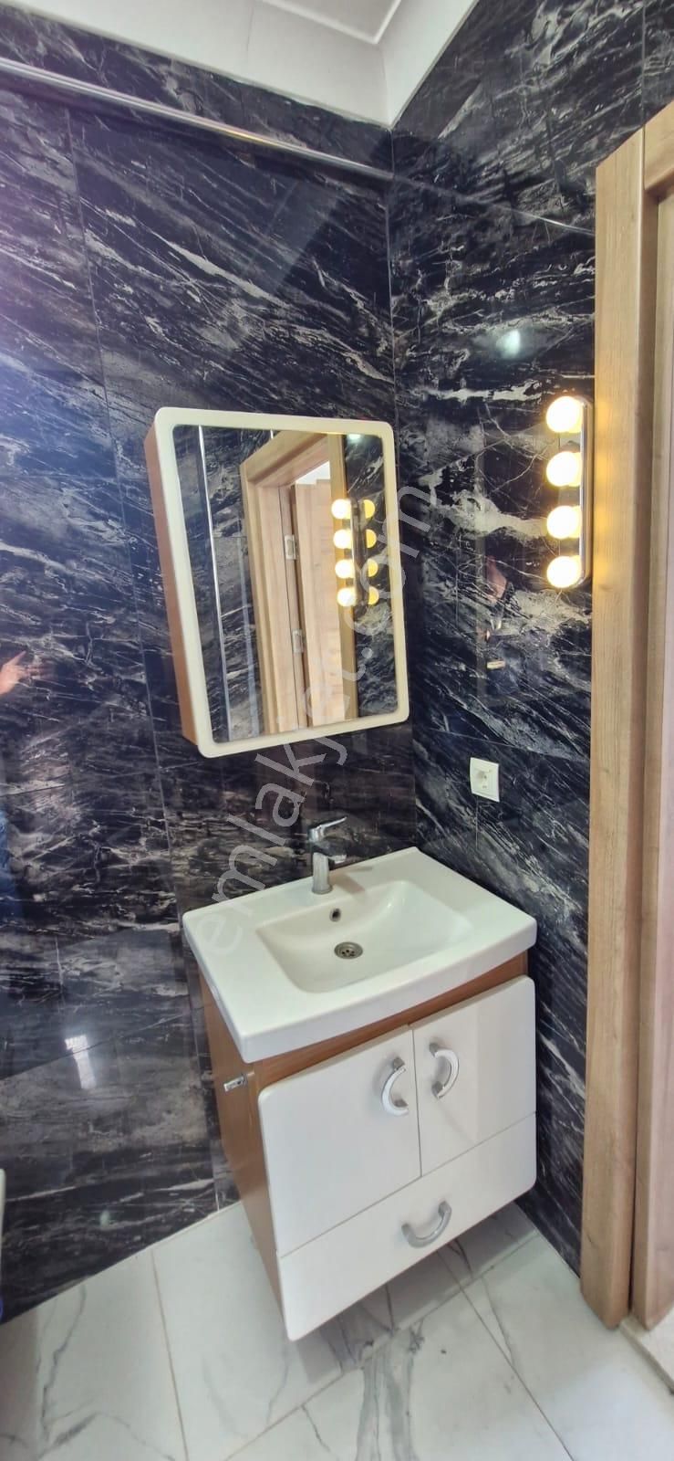 Goldhouse Dan Satılık Sahile Yakın Konumda Müstakil Villa 3+2 - Görsel 24