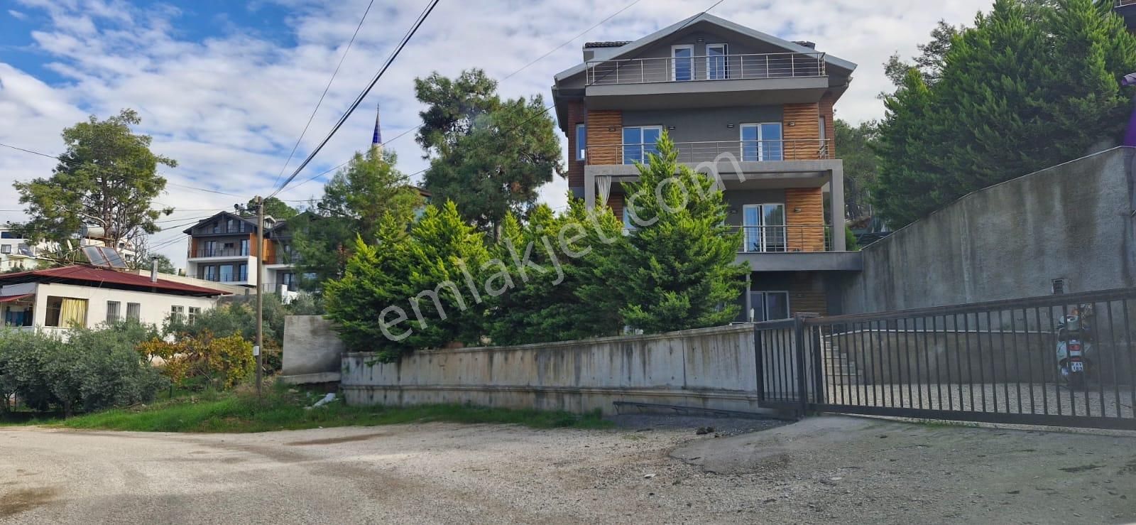 Goldhouse Dan Satılık Sahile Yakın Konumda Müstakil Villa 3+2 - Görsel 4