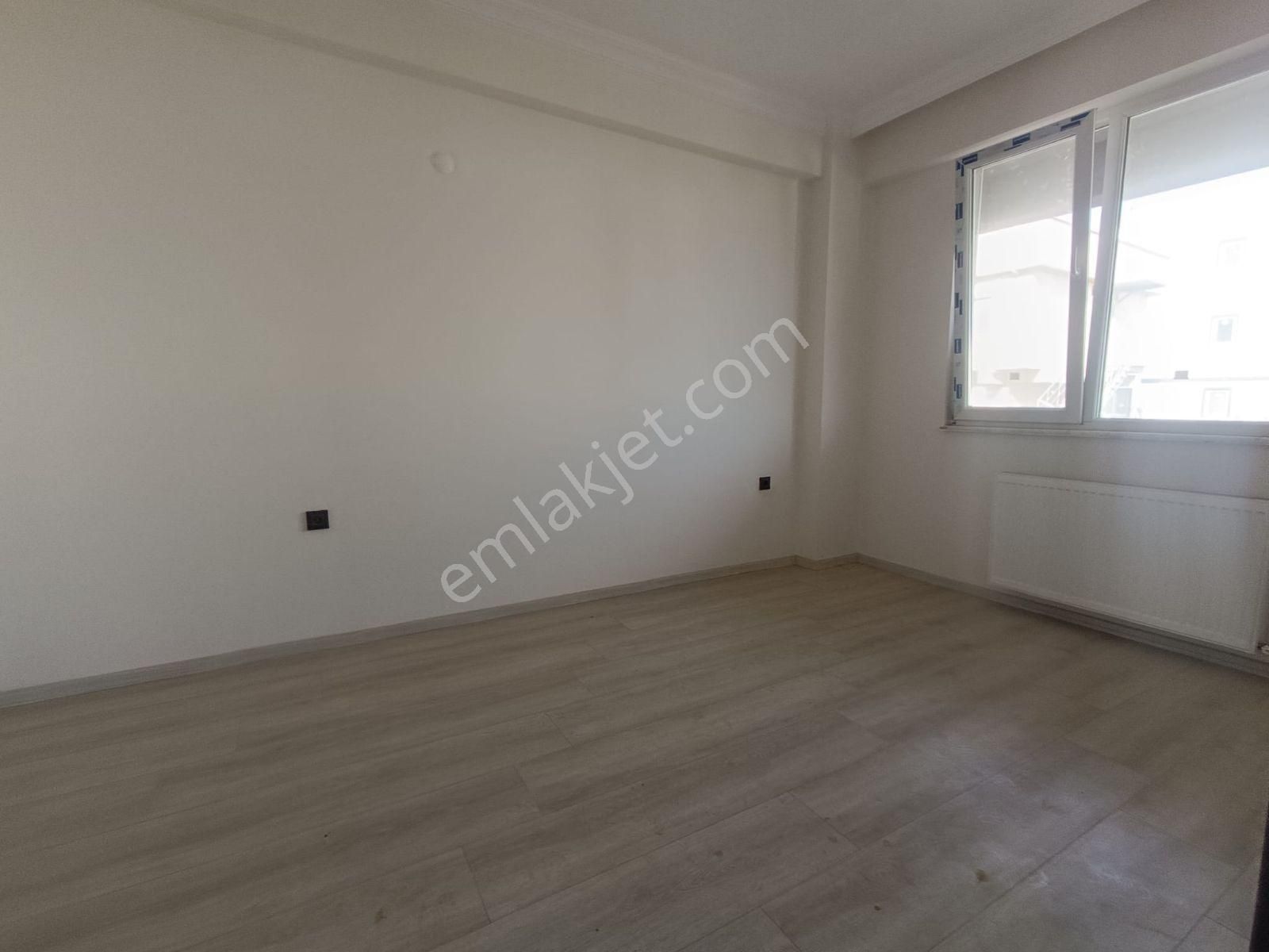 Sancak Emlaktan Kemalpaşada 1+1 Sifir Daire - Görsel 3