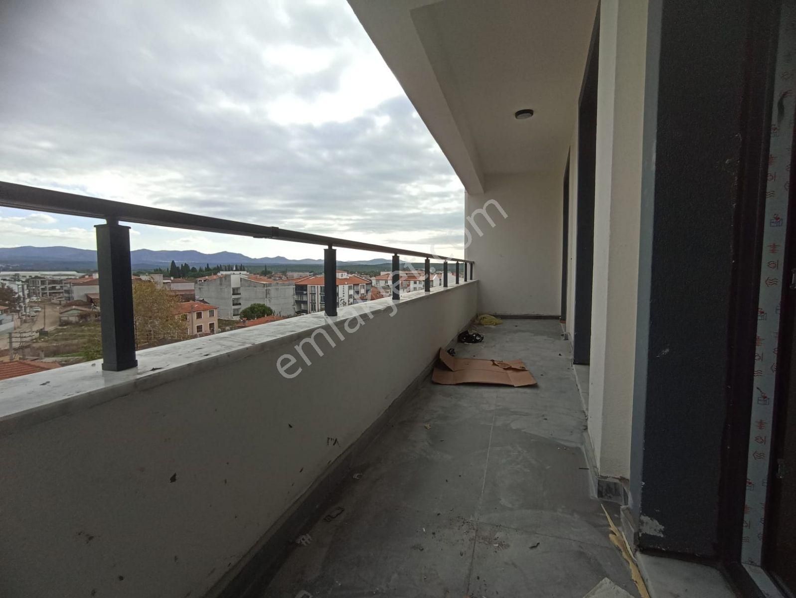 Sancak Emlaktan Yaya Da Kapalı Mutfak 2+1 Ara Kat Sifir Daire - Görsel 25
