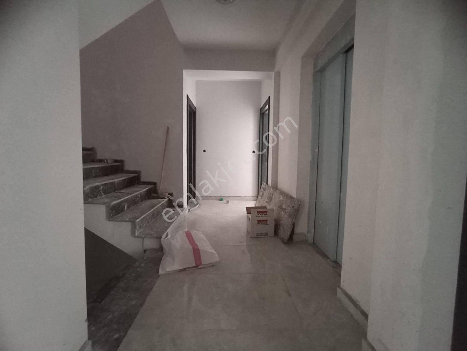 Sancak Emlaktan Yaya Da Kapalı Mutfak 2+1 Ara Kat Sifir Daire - Görsel 11