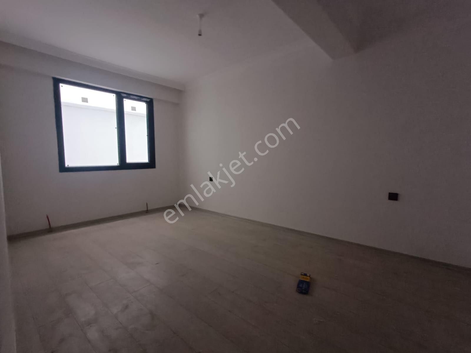 Sancak Emlaktan Gomecte 2+1 Kapali Mutfak Sifir Daire - Görsel 4