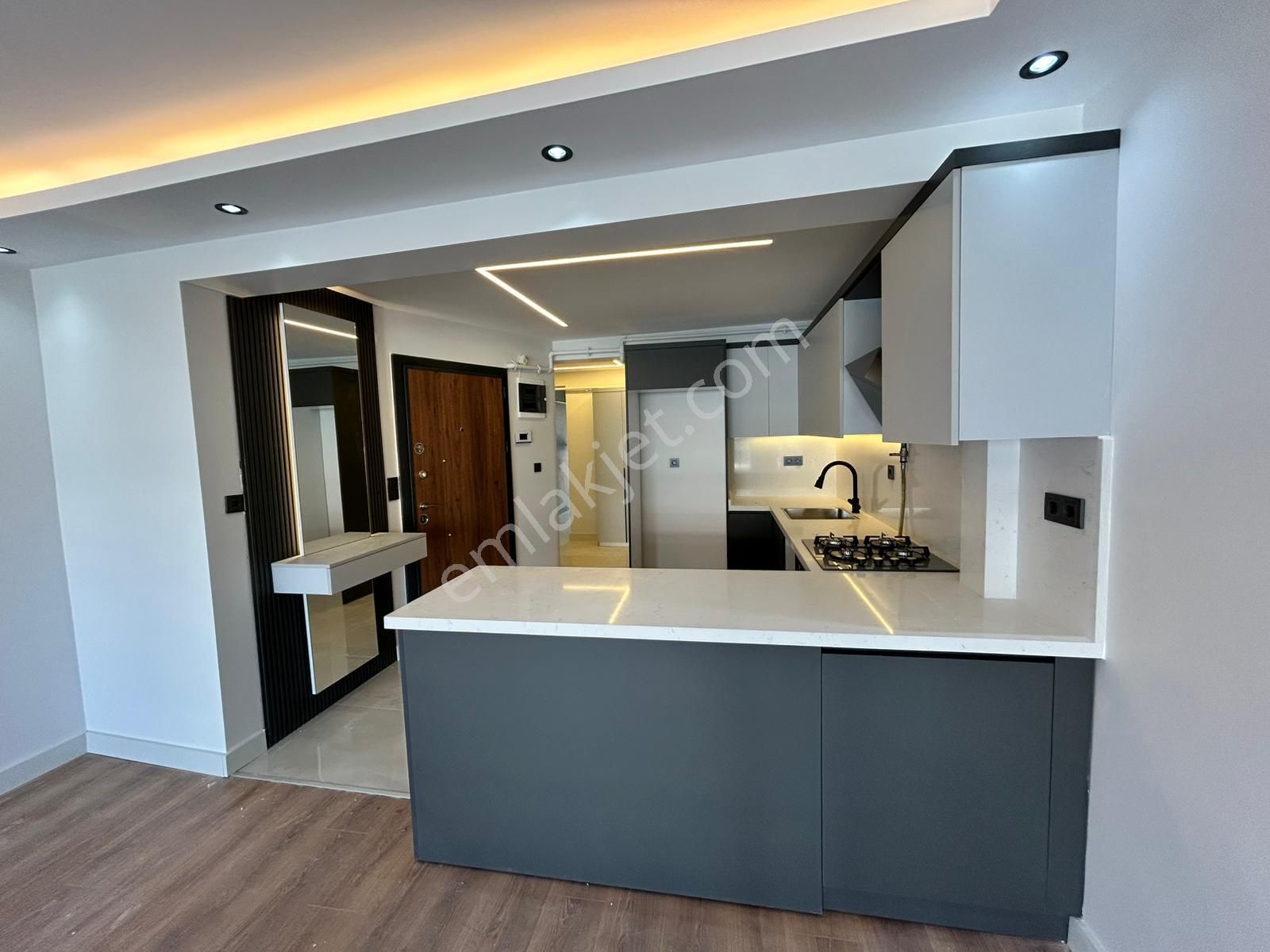 İnönü Cadde Üstünde 3+1 Full Bakımlı Ferah Doğalgazlı - Görsel 17