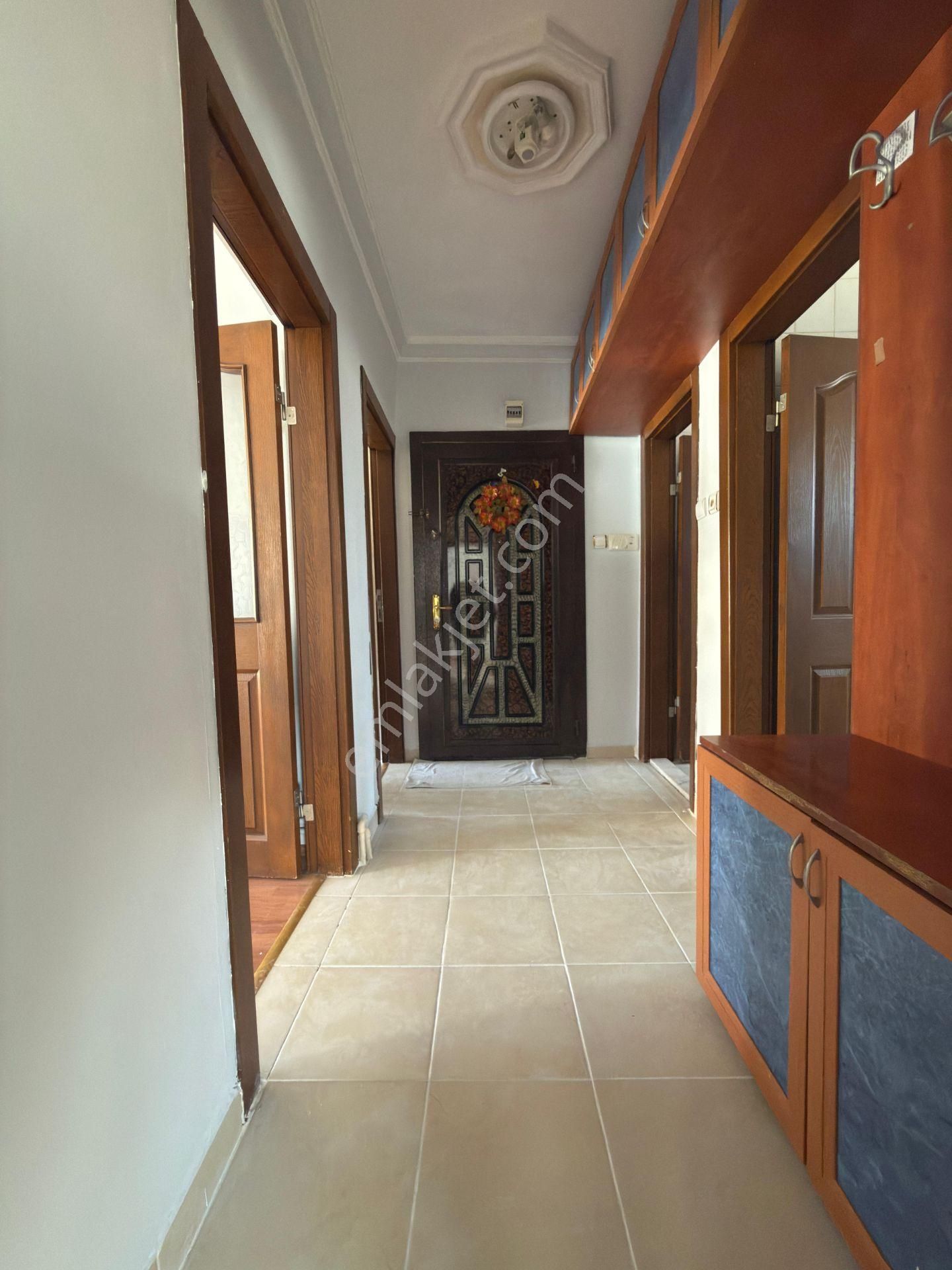 Kalecik Emlak'tan Fatih Mah.çarşı İçinde 3.kat 3+1 Yapılı Daire - Görsel 11