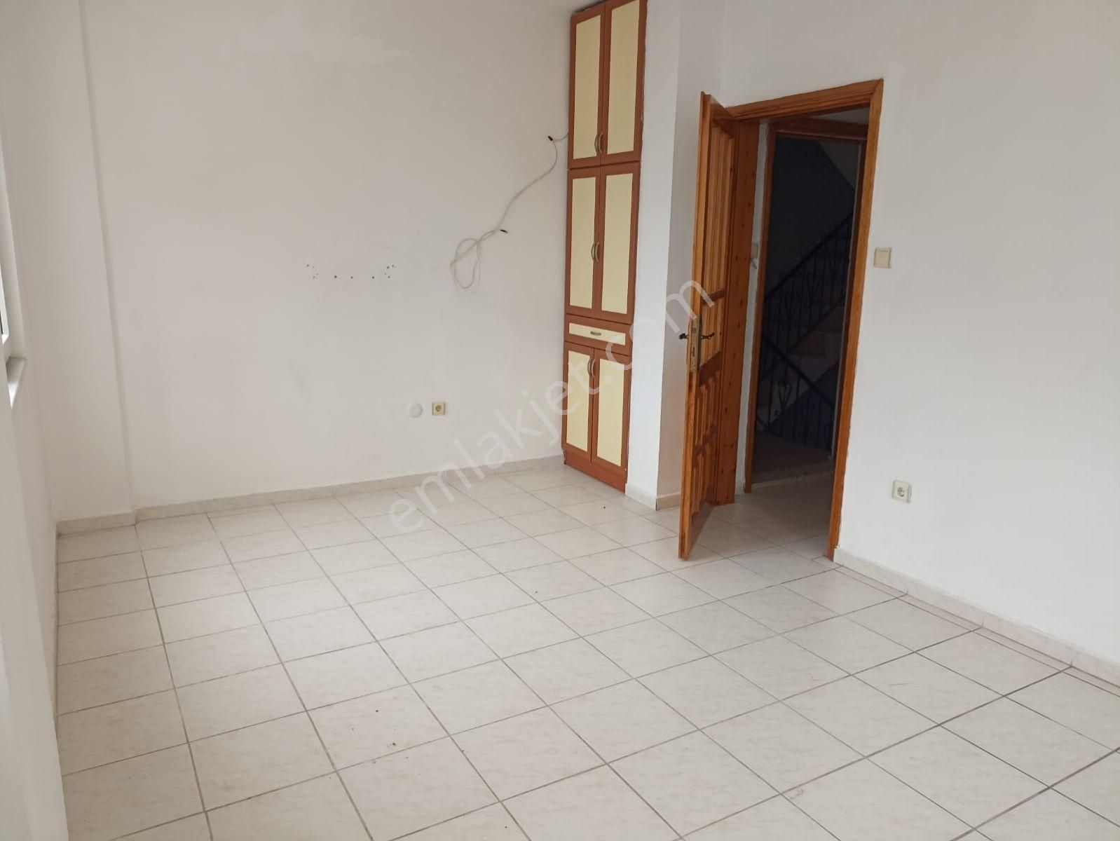 Sancak Emlaktan Gomecte 190 M² Net 3+1 Daire... - Görsel 8