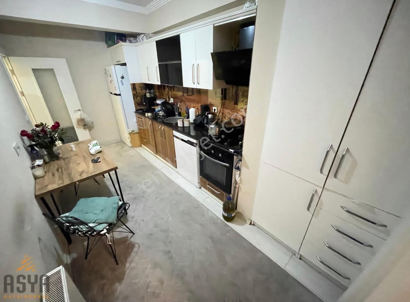 Asya Gayrimenkulden /ebeveyn Banyolu-kapalı Mutfaklı 2+1 Daire** - Görsel 3