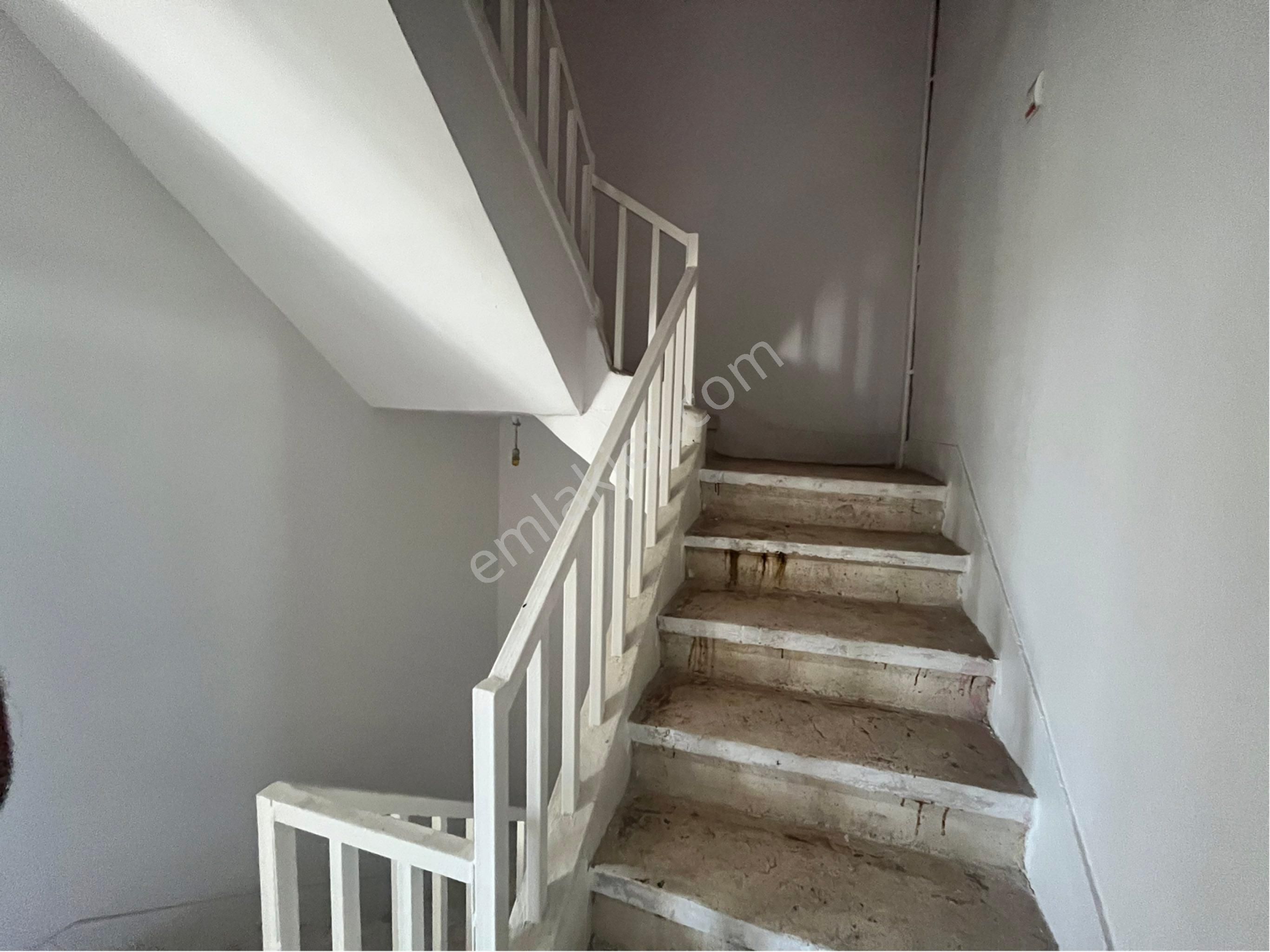 Premardan Toptancılarda Satılık 5+1 Tripleks Villa - Görsel 24