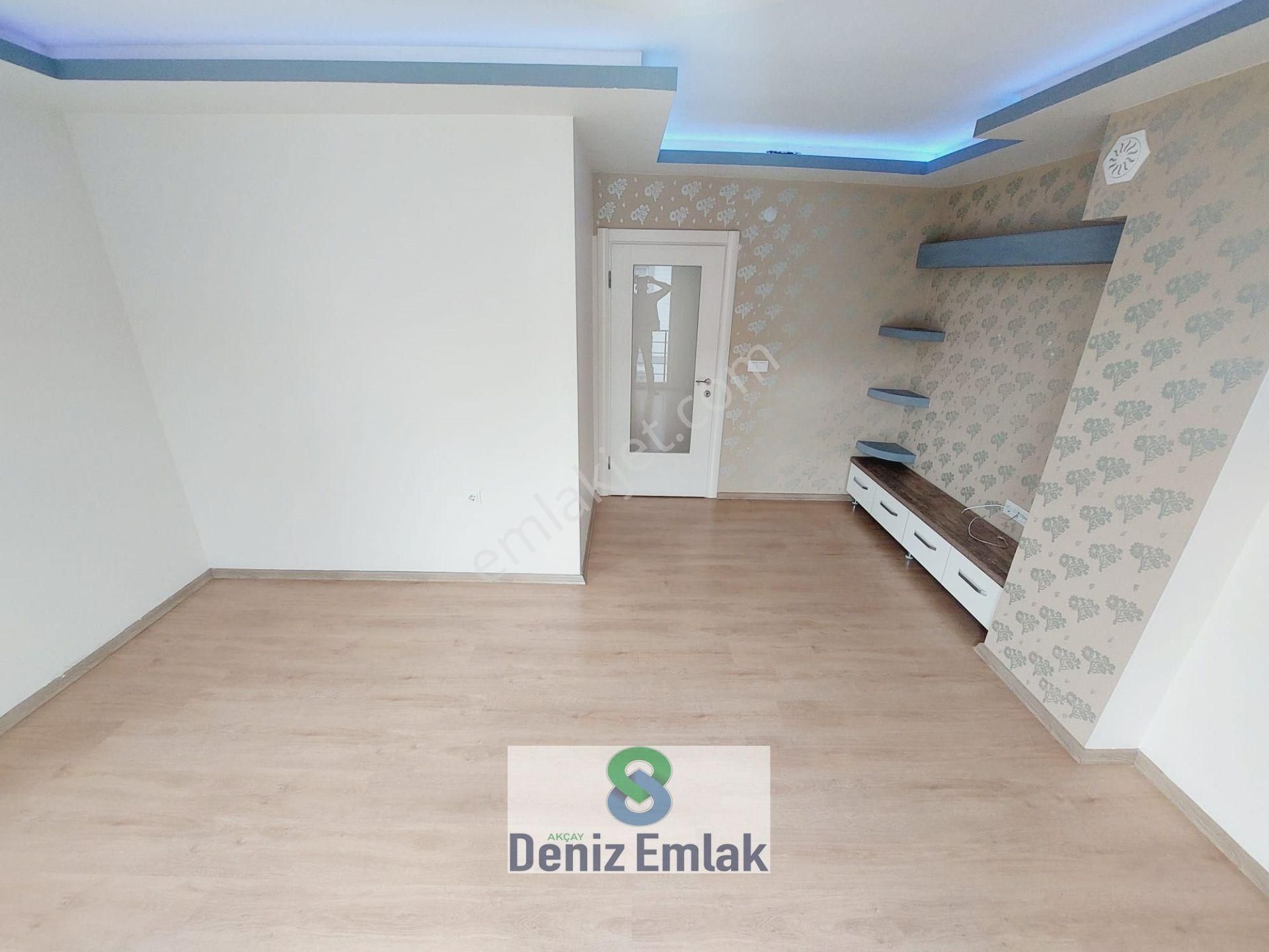 Denizden Akçayda Ön Cephe Asansörlü Ebeveynli Satılık 2+1 Daire. - Görsel 3