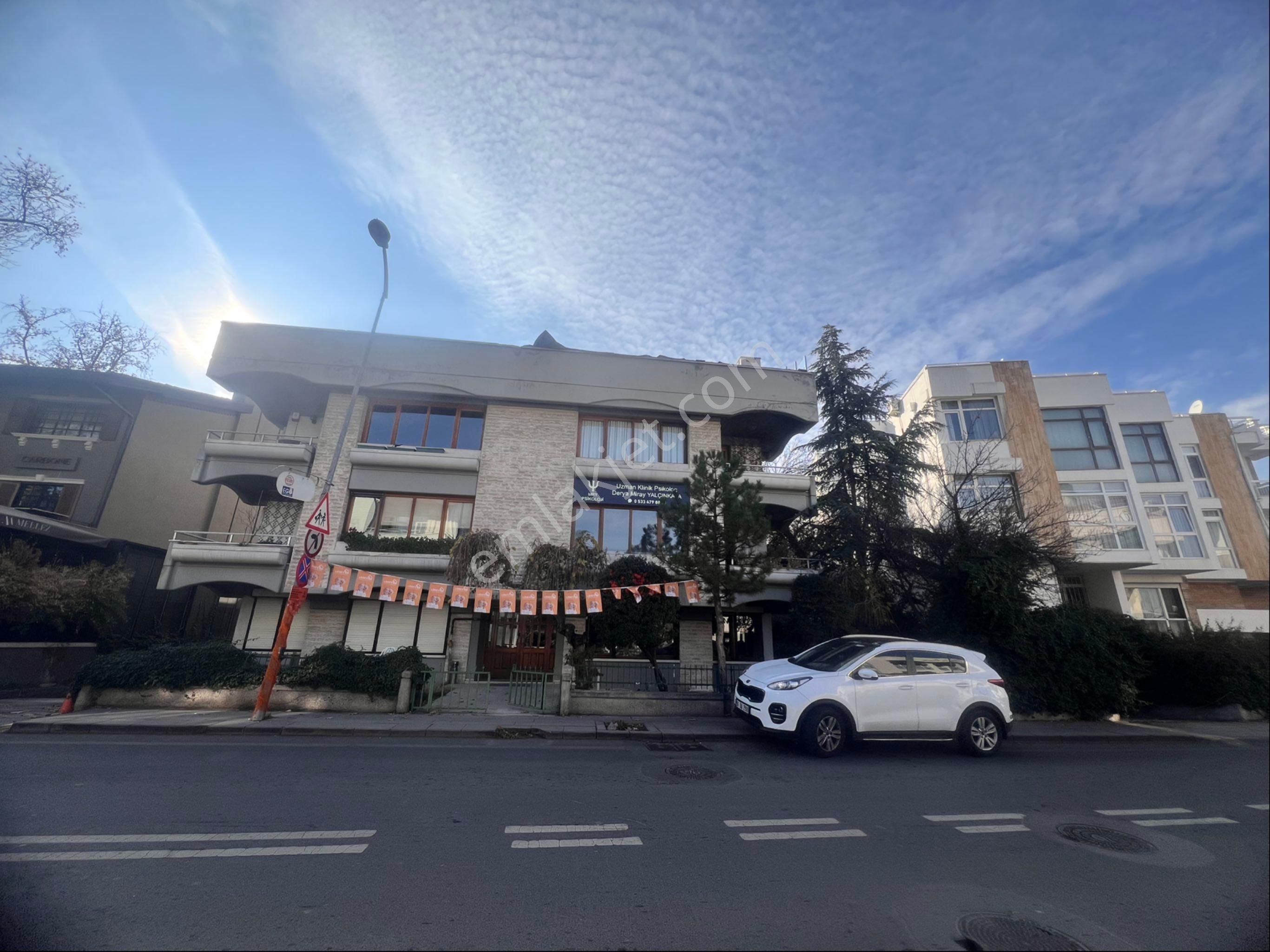 Filistin Cad. 3+1 Kapalı Otoparklı ,katta,ön - Görsel 4