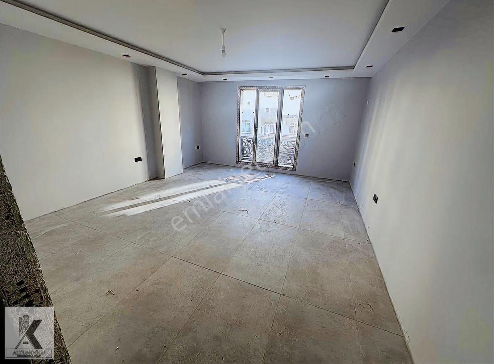 M.kemalpaşa Mahallesinde Satılık Lüks Ara Kat 2+1 Daire