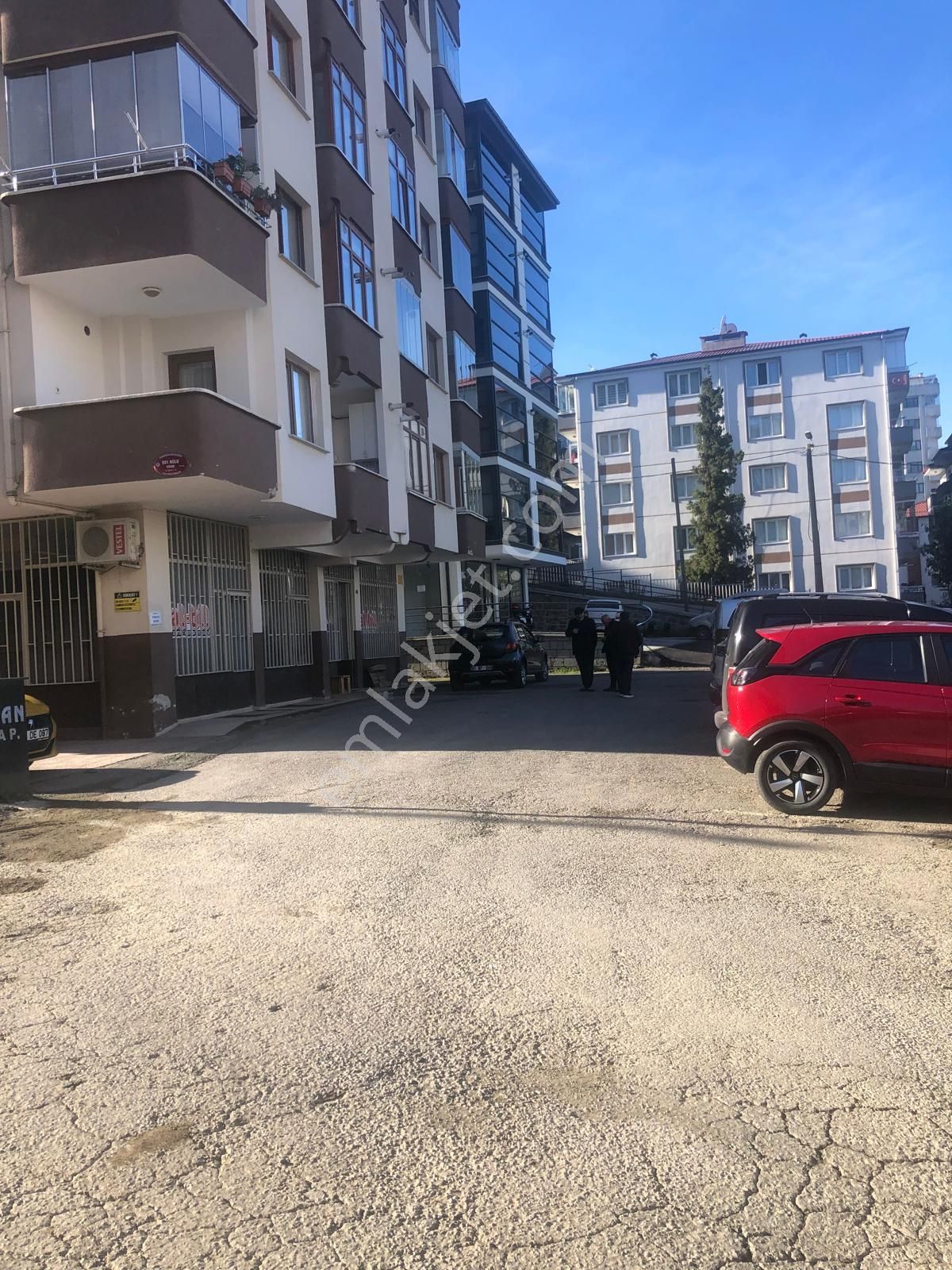 Trabzon Beşirli Satılık 240 M2 Dükkan - Görsel 16