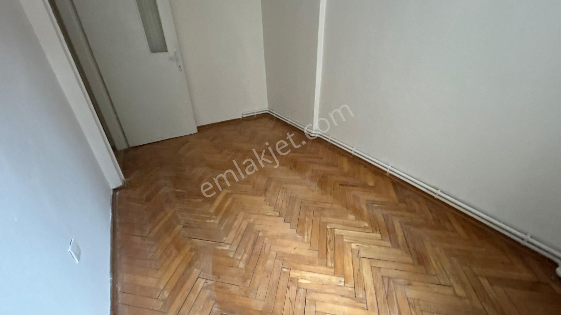 Bostanlı Şehitler Bulvarı’nda Kiralık 3+1 Asansörlü Boyalı Daire - Görsel 18