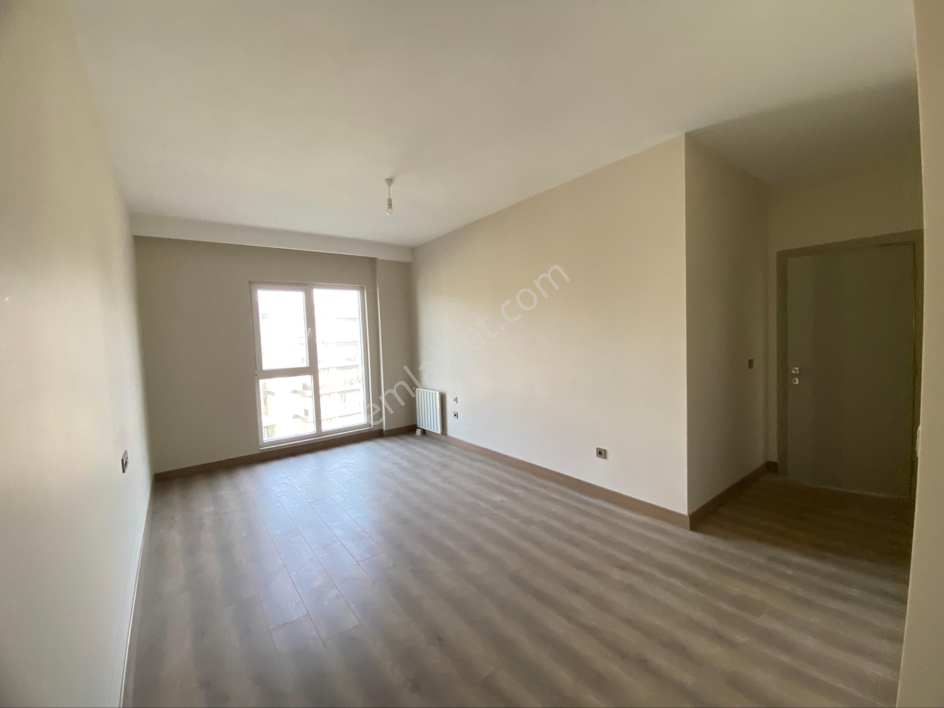 Başakşehir Kayaşehir Kısa Katlı Satılık Sıfır İskanlı 3+1 Geniş Daire Lüks Sitede - Görsel 23