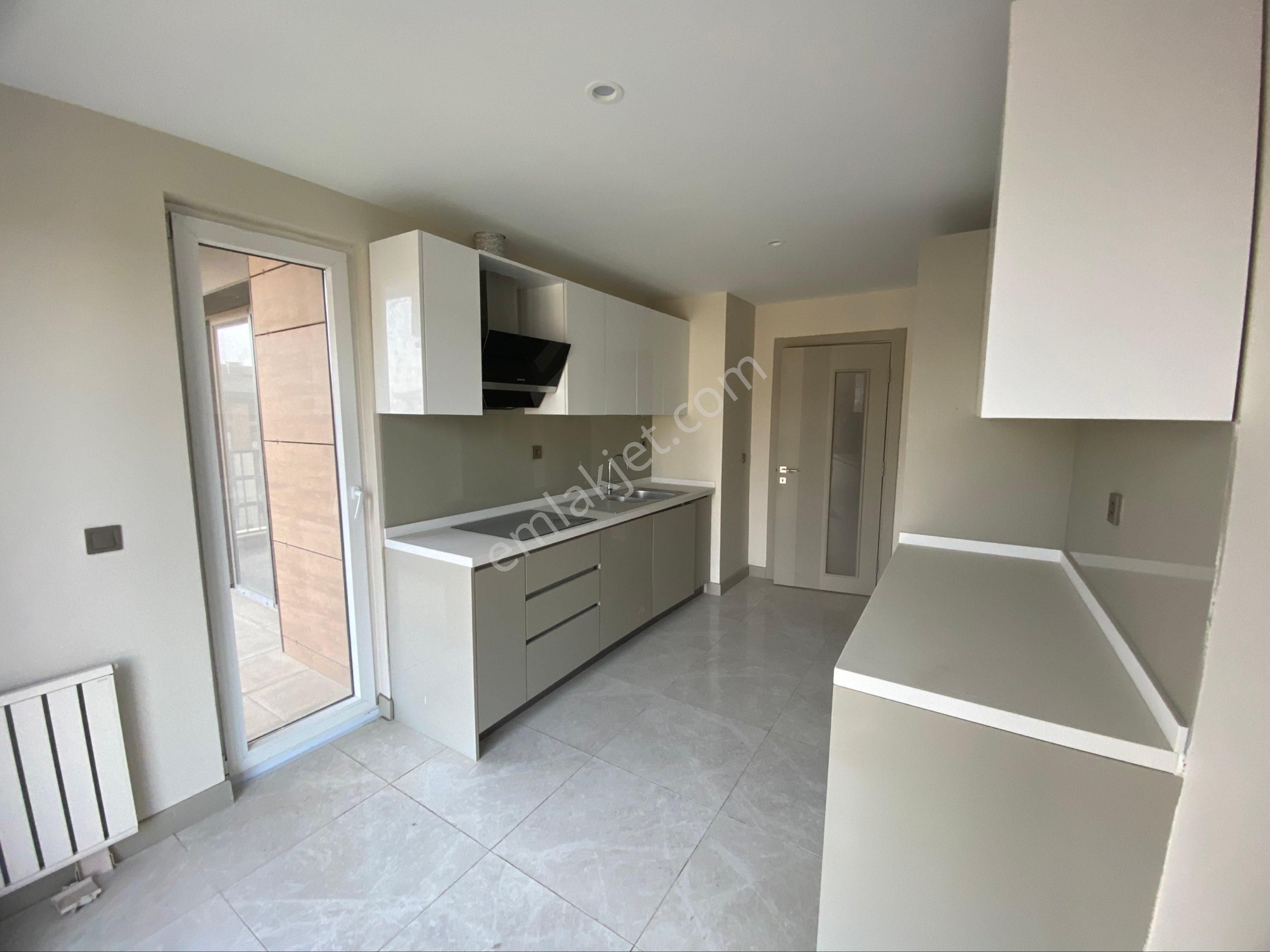 Başakşehir Kayaşehir Kısa Katlı Satılık Sıfır İskanlı 3+1 Geniş Daire Lüks Sitede - Görsel 13