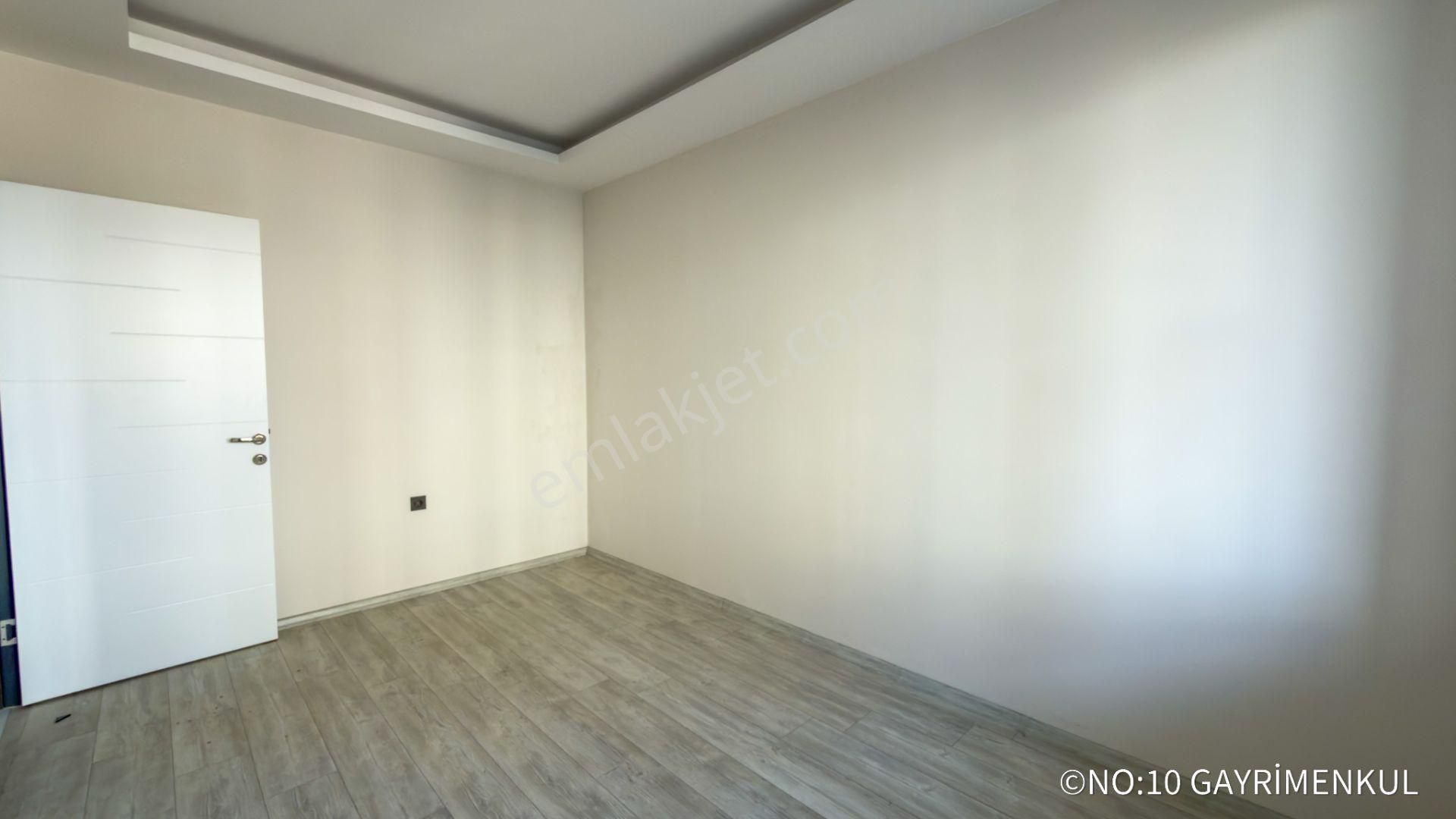 No:10 Gayrimenkul’den–havuzlu Sitede Ara Kat,havuz Cepheli,asansörlü Sıfır 1+1 (56 M²) Fırsat Daire - Görsel 8