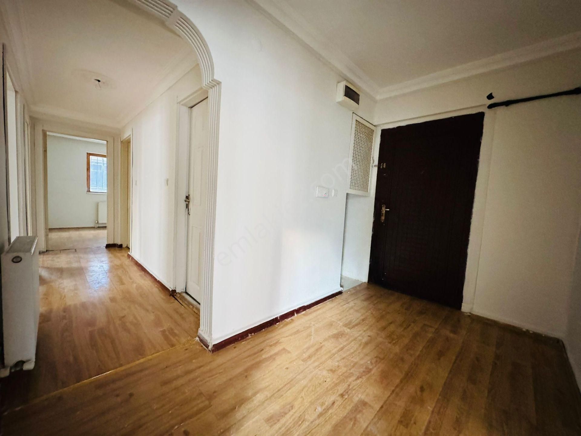 Beşikkaya Mahallesinde Merkezi Konumda 3+1 Kiralık Yüksek Giriş !! - Görsel 13