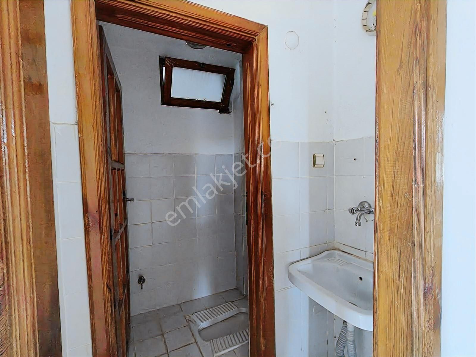 Uğur'dan Seydikemer Merkezde 3+1 Ayrı Mutfaklı Kiralık Daire - Görsel 19