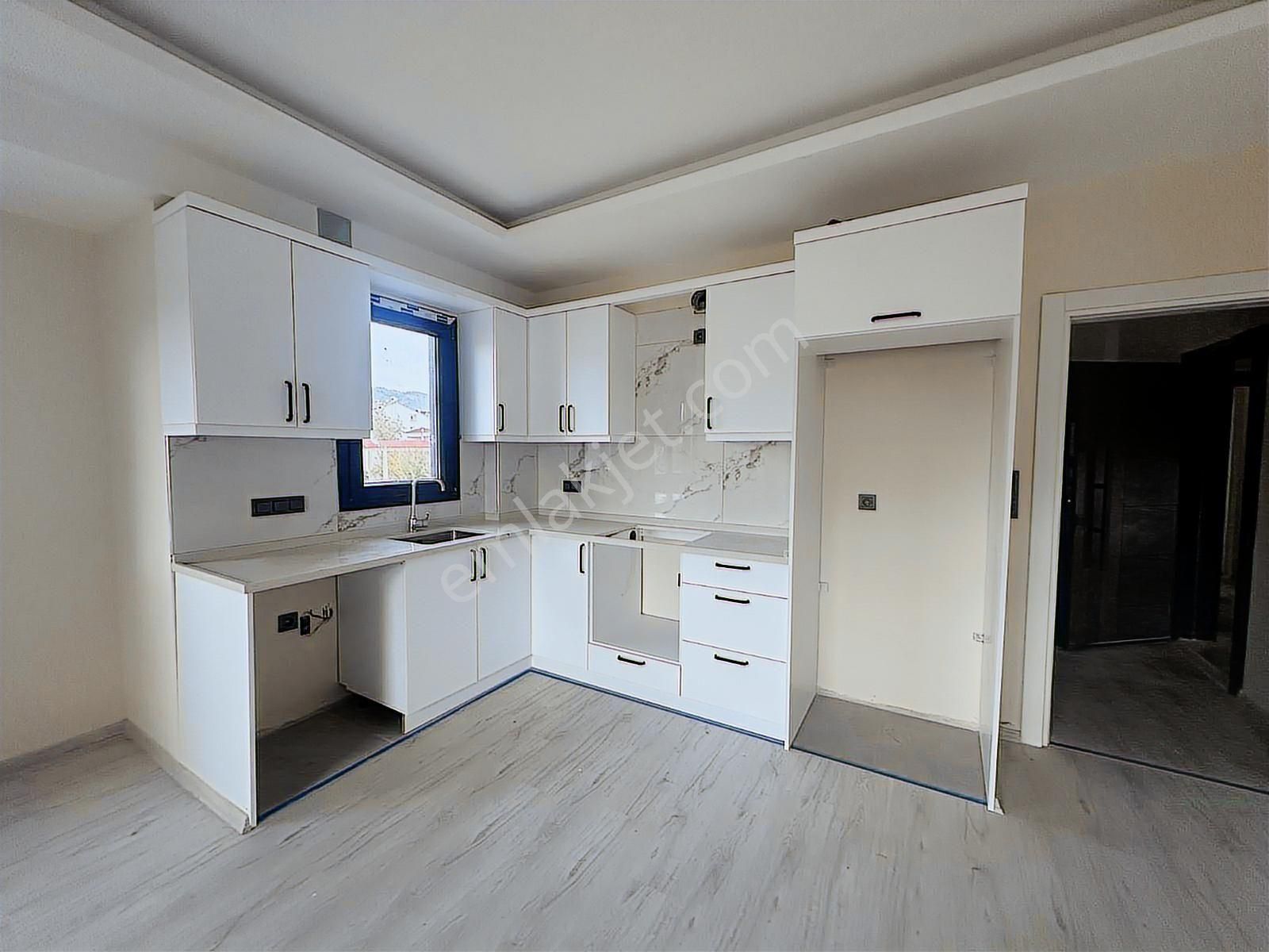 Seydikemer Merkezde Sıfır 2+1 Dubleks Kiralık Daire - Görsel 10