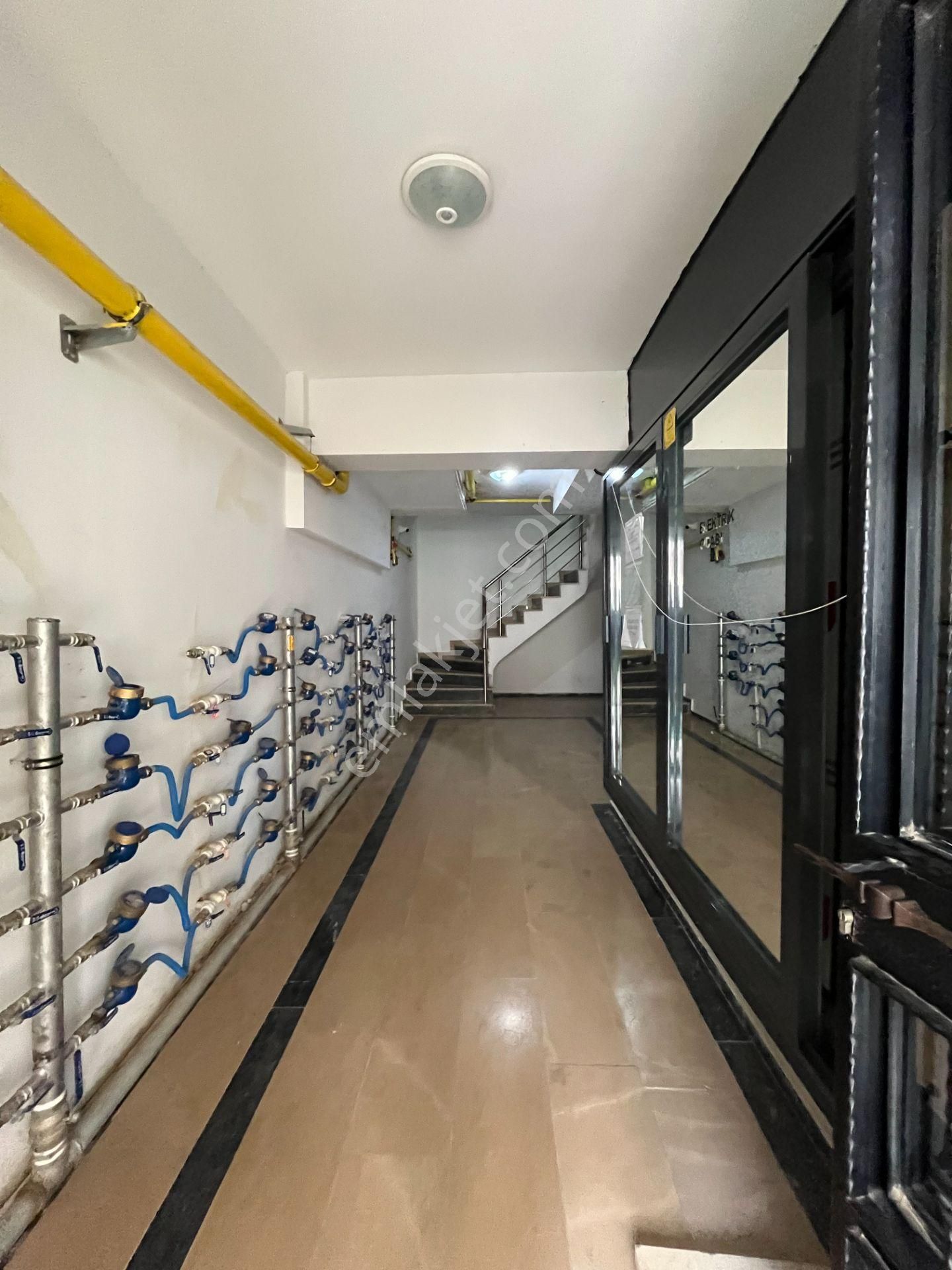 Seyrek'de Üniversite Yakını Yerden Isıtmalı 2+1 Satılık Daire - Görsel 3