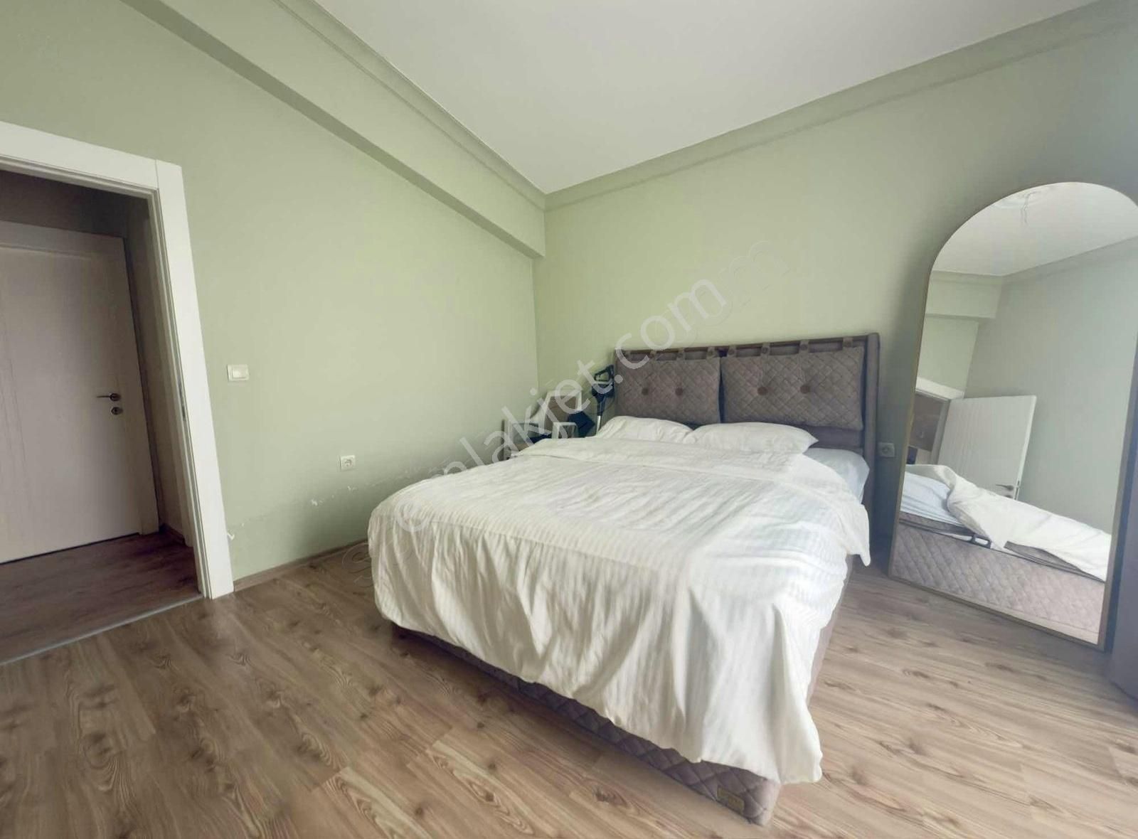 Pogadan Koru Beynamda Şerefiyeli Konumda Eşyalı 3+1 Villa - Görsel 5