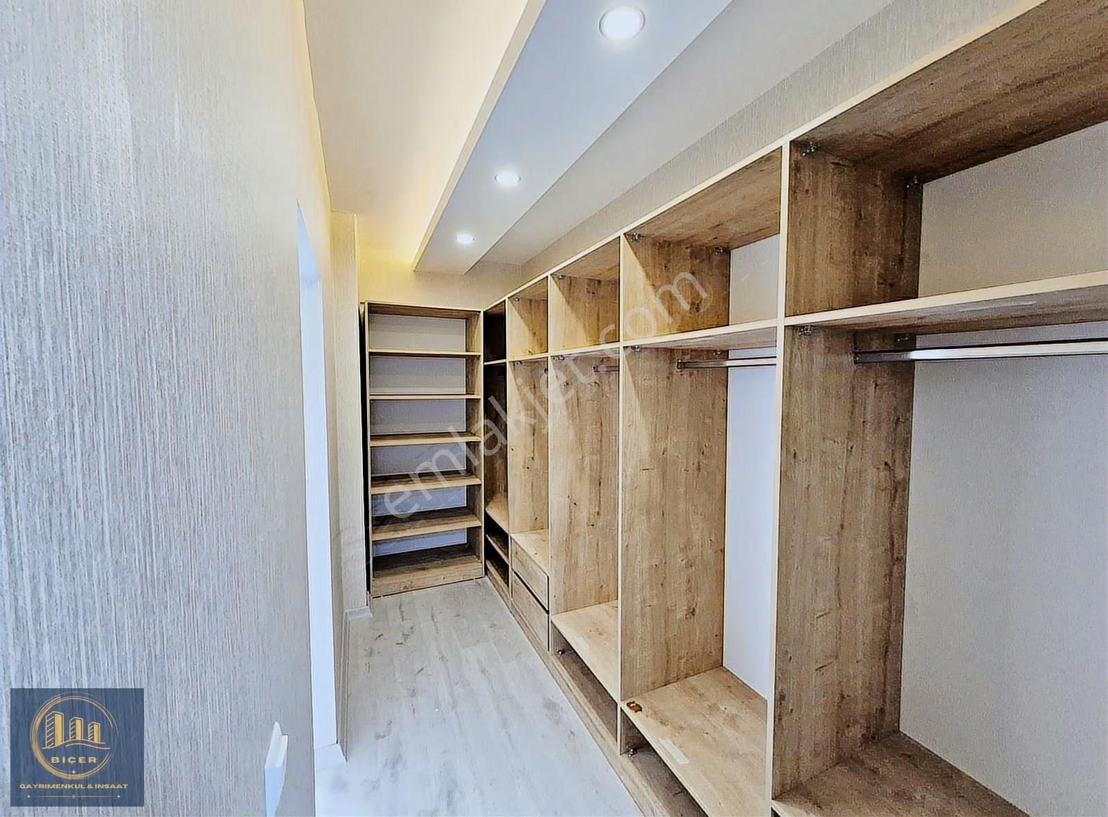 ^yakacık'da Bulvar Üzerinde Emsalsiz Ultralüx Tasarım Daireler^ - Görsel 2