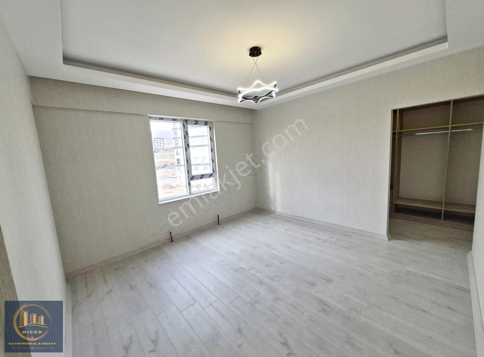 ^yakacık'da Bulvar Üzerinde Emsalsiz Ultralüx Tasarım Daireler^ - Görsel 25