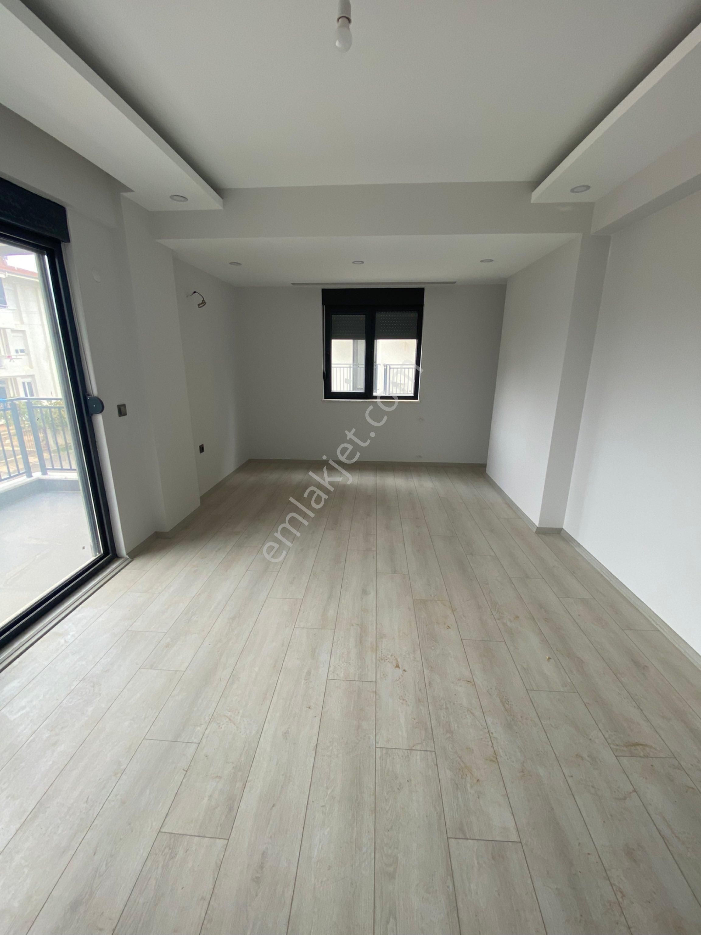 Sarılar Mahallesi 2 + 1 Ara Kat Dairemiz Satılıktır