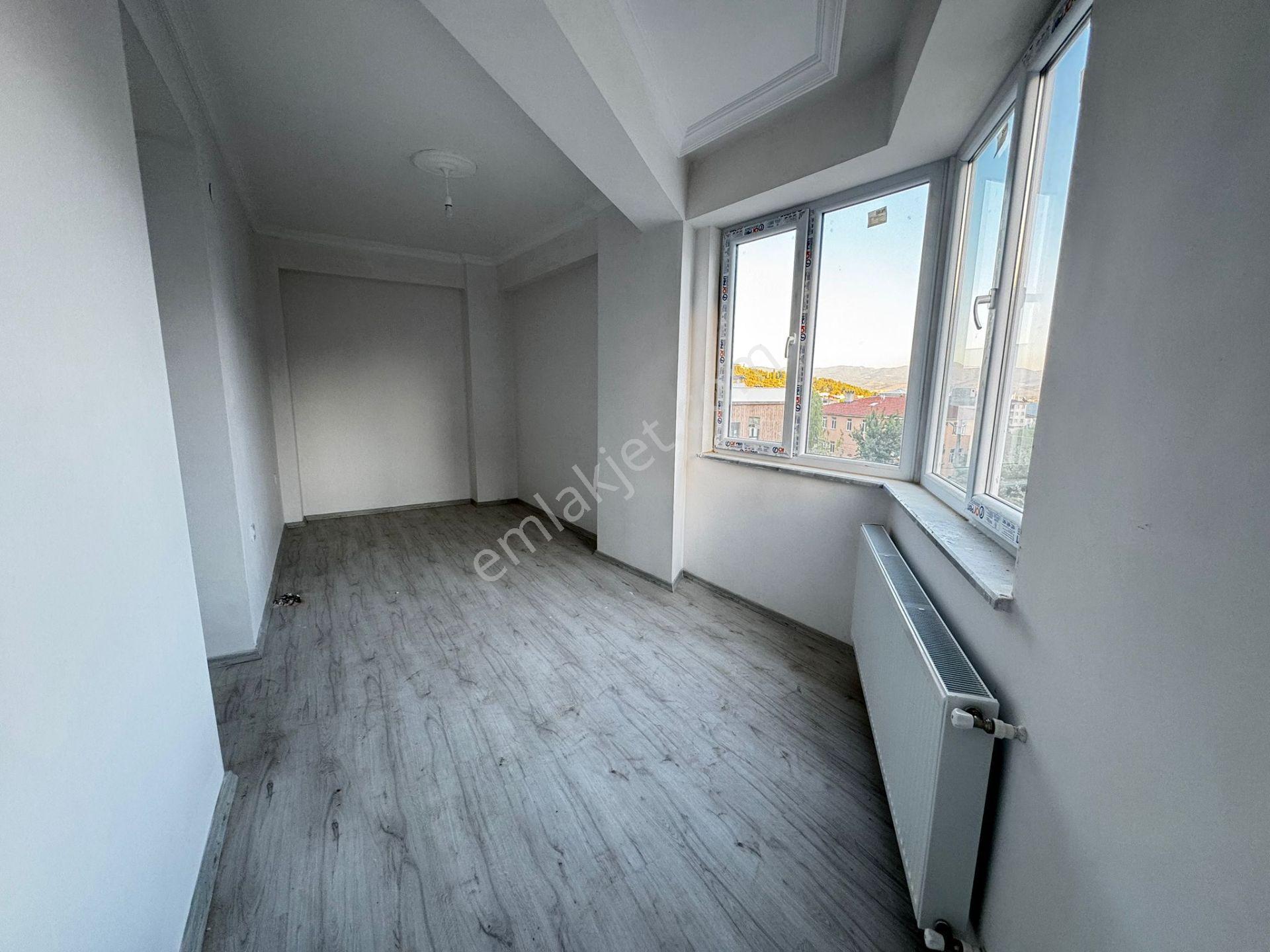 ▇ Varyant'tan Gümrük'te Geniş Köşe Önü Kapanmaz Lüks 3+1 Daire ▇ - Görsel 19