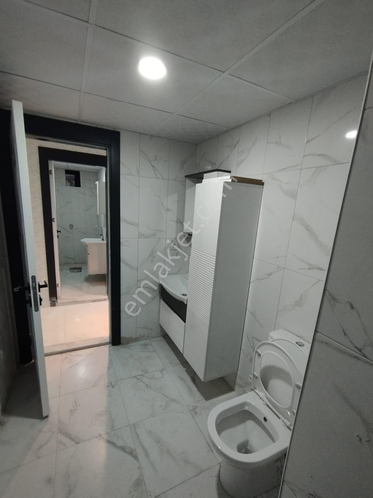 Afyon Yenice Mahallesinde Satılık 3+1 Daire - Görsel 8