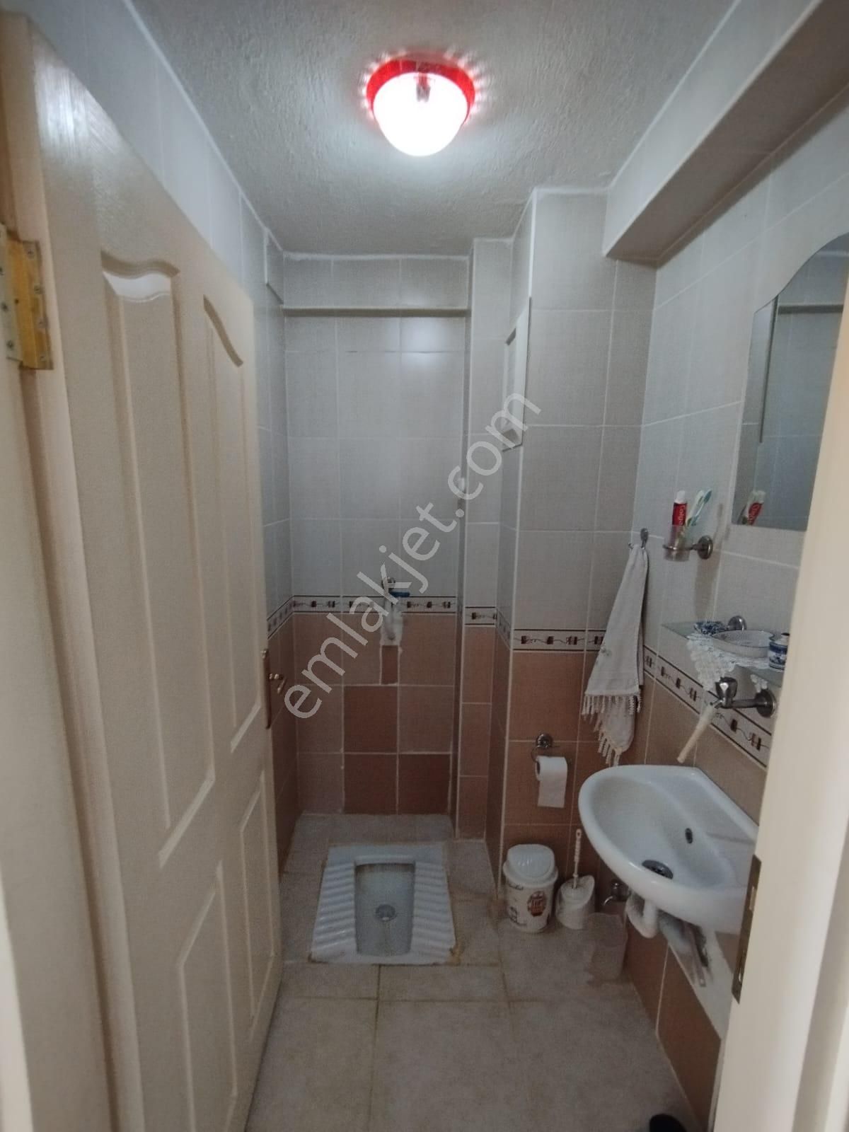 Afyon Eşref Paşa Mahallesinde Satılık 3+1 Daire - Görsel 10