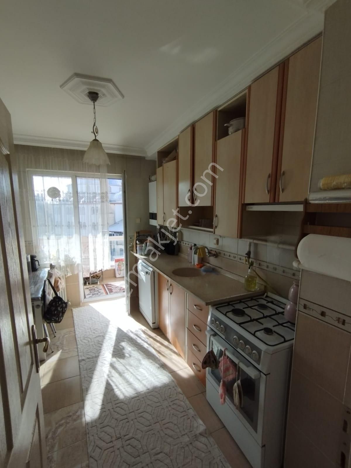 Afyon Eşref Paşa Mahallesinde Satılık 3+1 Daire - Görsel 4