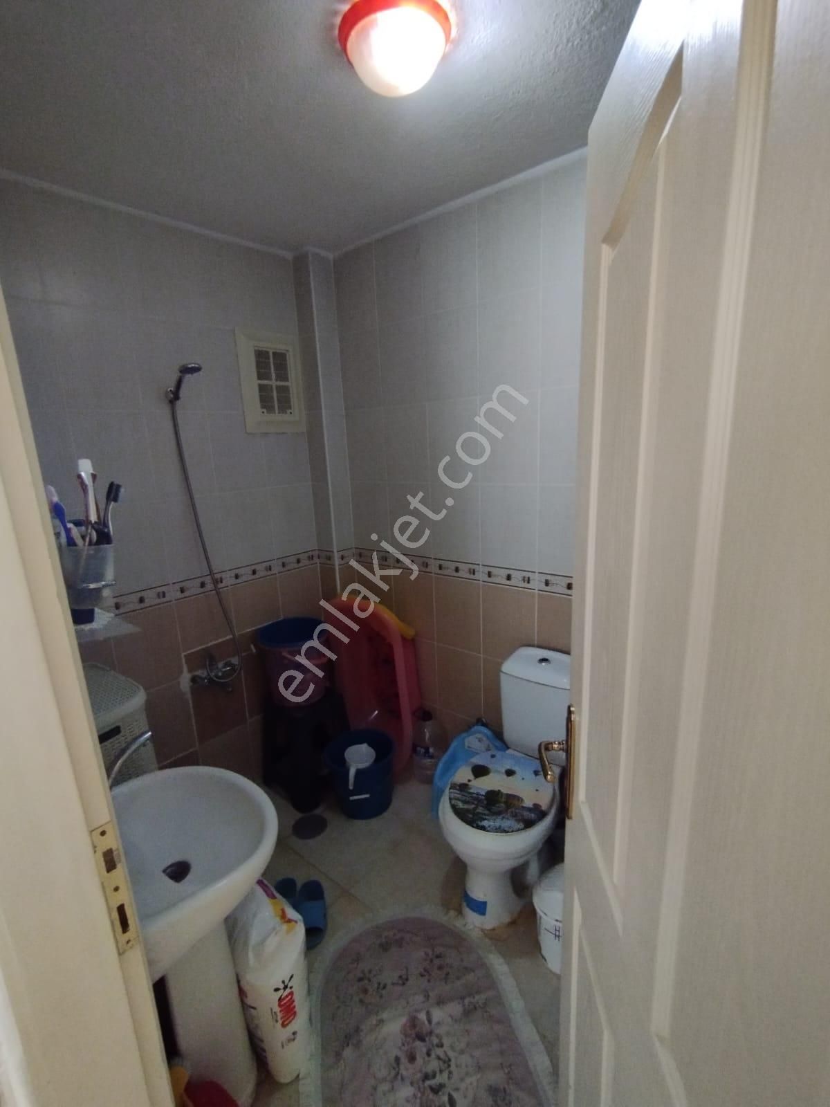 Afyon Eşref Paşa Mahallesinde Satılık 3+1 Daire - Görsel 12