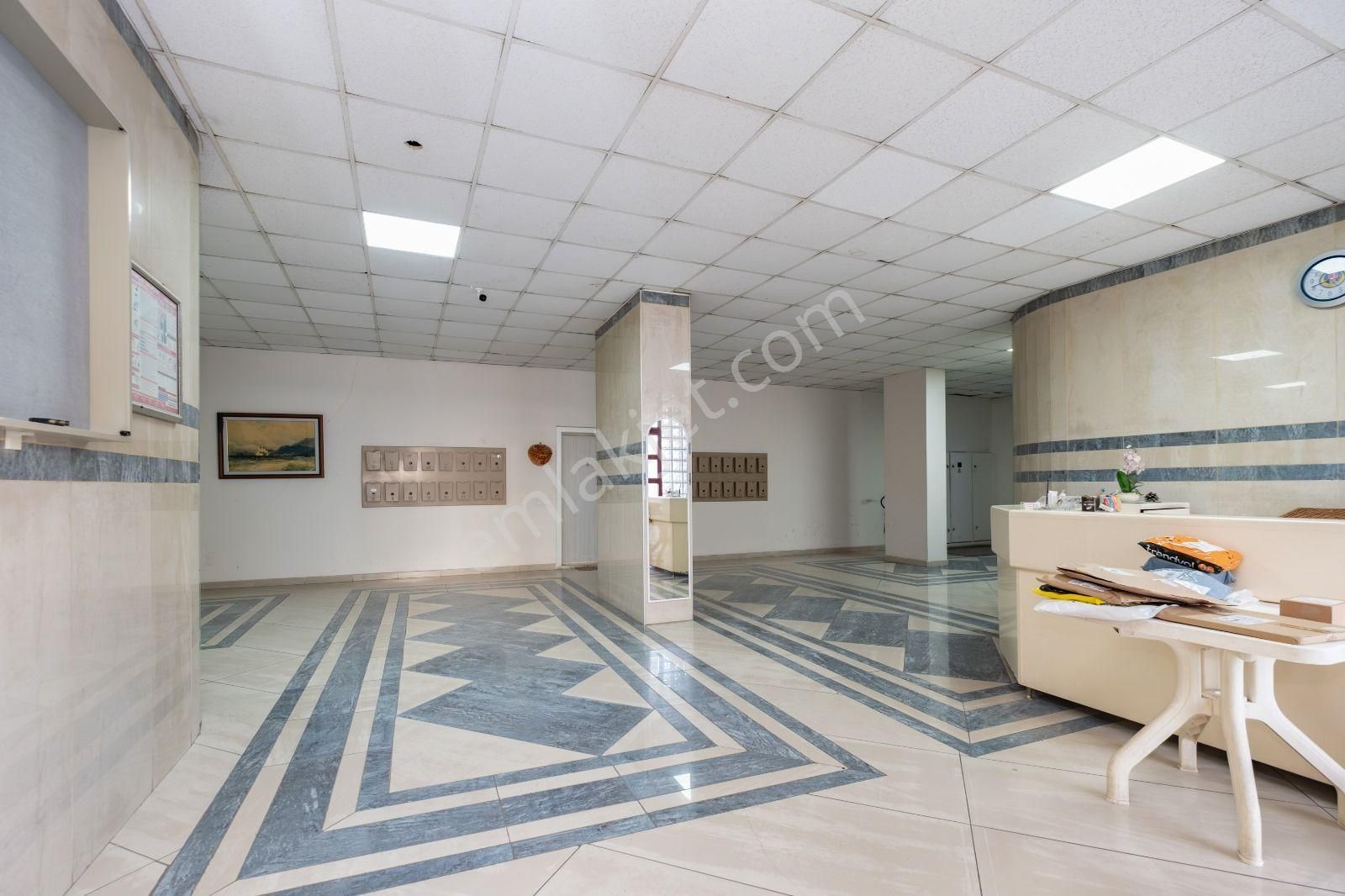 Falezlerin Yanında Deniz Manzaralı 180 M² K.otoparklı 3+1 - Görsel 4