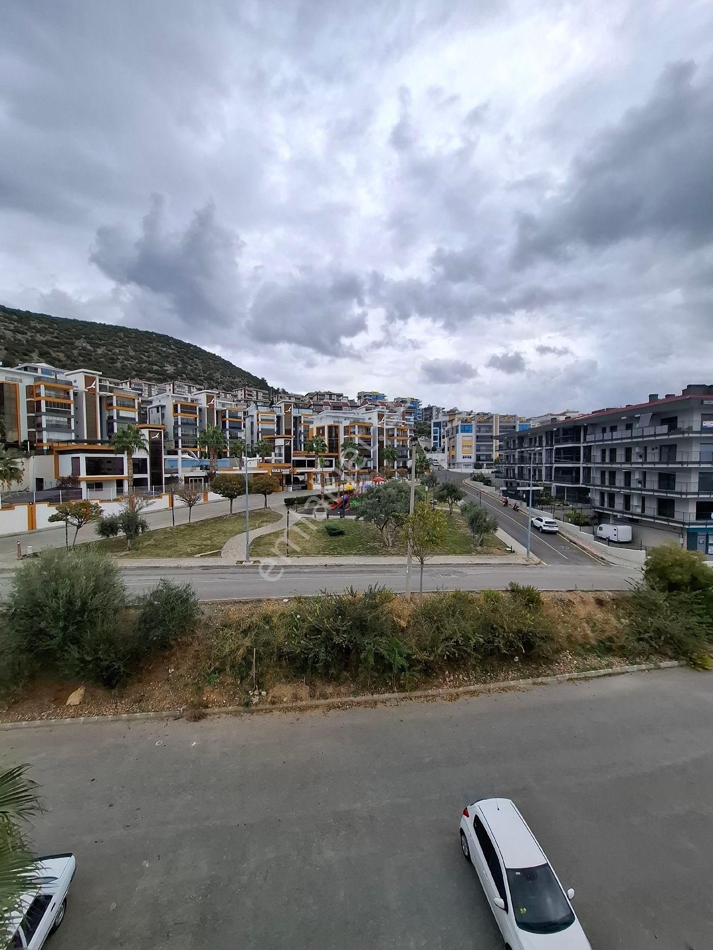 Kuşadası Ege Mahallesinde Satılık Deniz Manzaralı 4+1 - Görsel 7