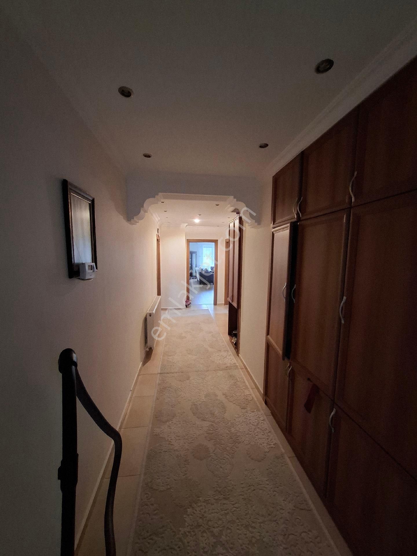 Kuşadası Ege Mahallesinde Satılık Deniz Manzaralı 4+1 - Görsel 13