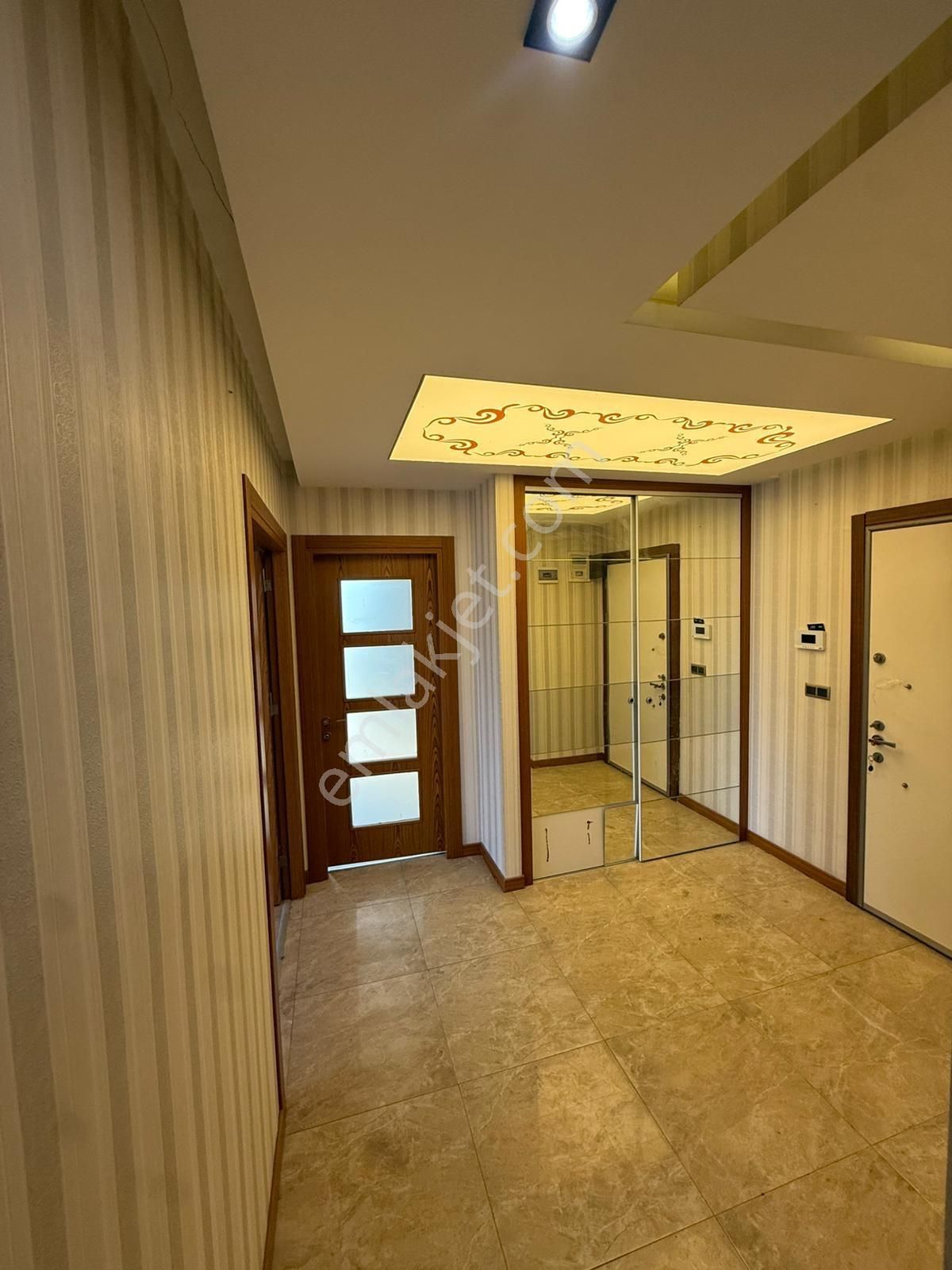 İz'den Sosyal Donatılı Havuzlu Masrafsız 4+1 Satılık Daire - Görsel 8