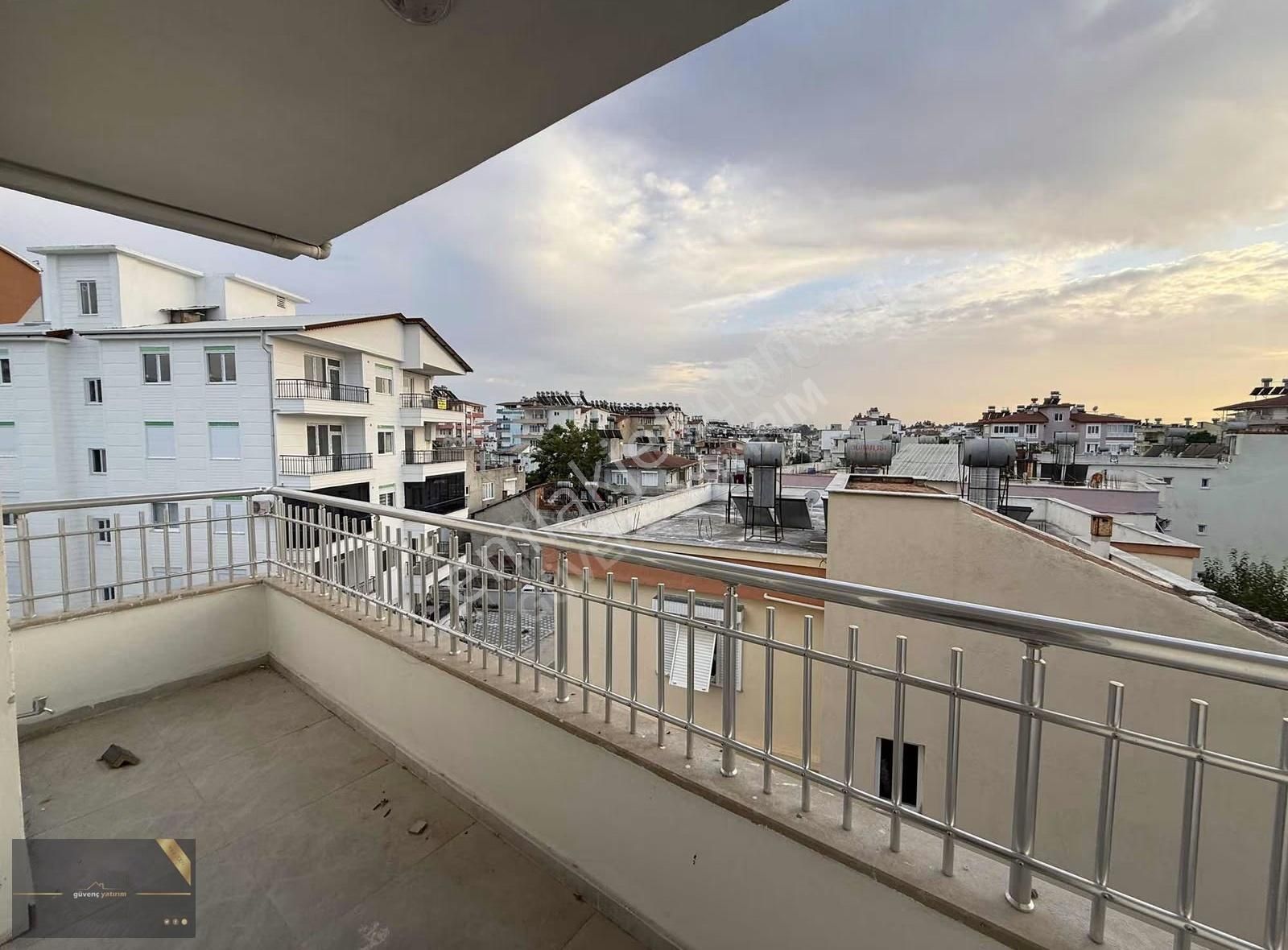 Serik Merkez Mh. Geniş Oturum Sıfır 4+1 Satılık Dubleks Daire - Görsel 9