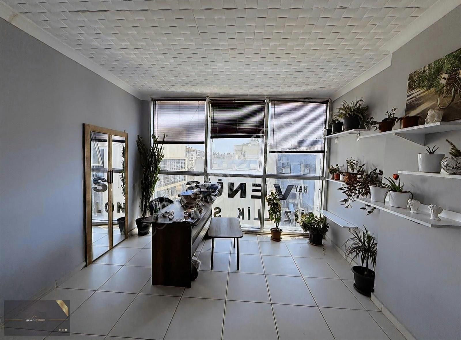 Yarısı Peşin / Yarısı Taksitli Devren Kiralık Güzellik Salonu - Görsel 21