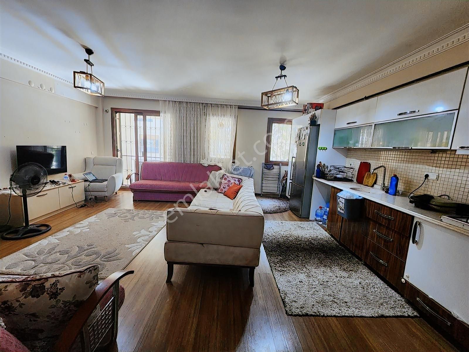 Fikri Altay Mahallesi'nde Satılık 1+1 Geniş Daire - Görsel 4