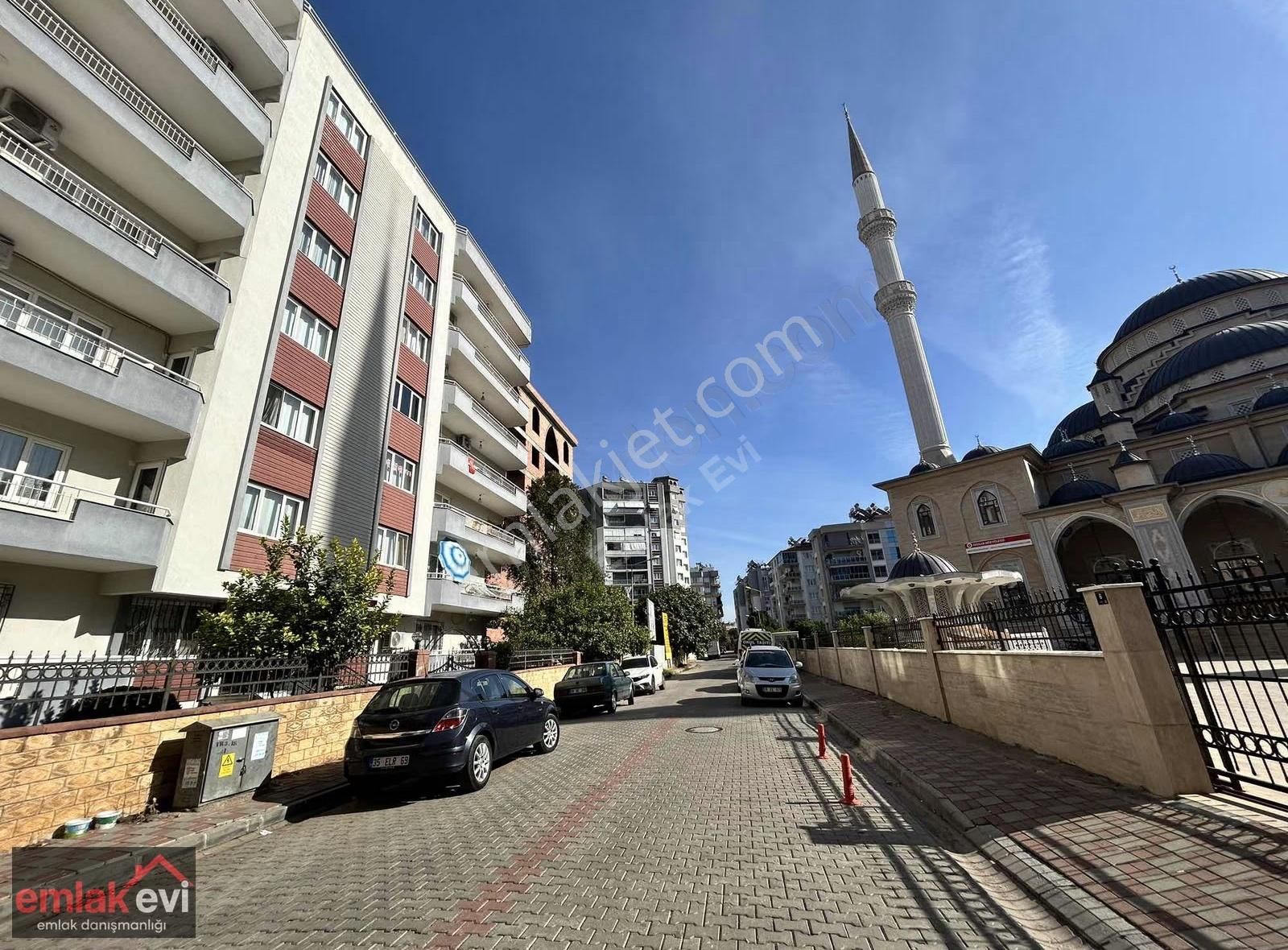 Emlak Evi'nden Girne'de Kombili Mükemmel Konum Satılık 3+1 Daire - Görsel 4